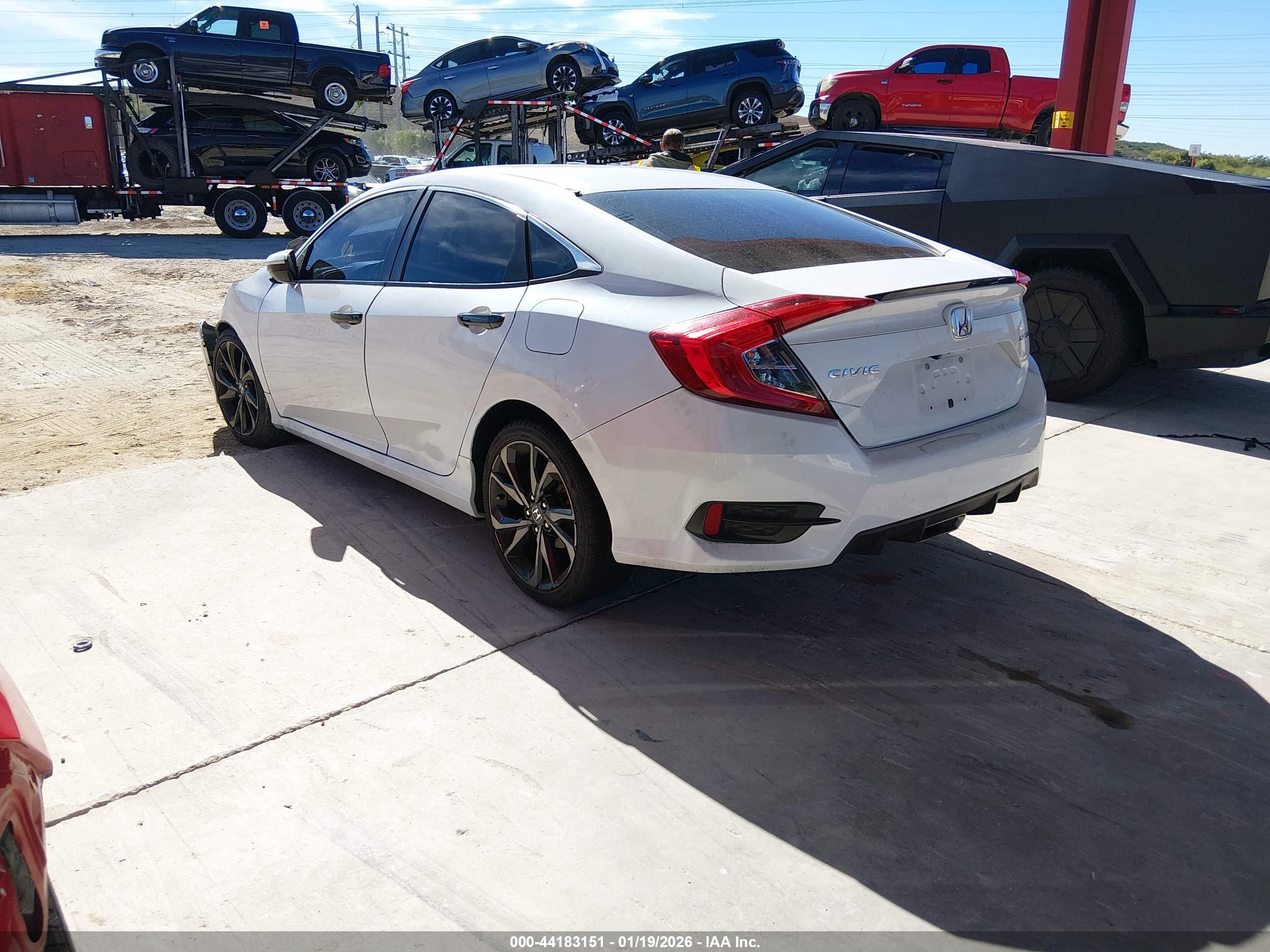 HONDA CIVIC image 3