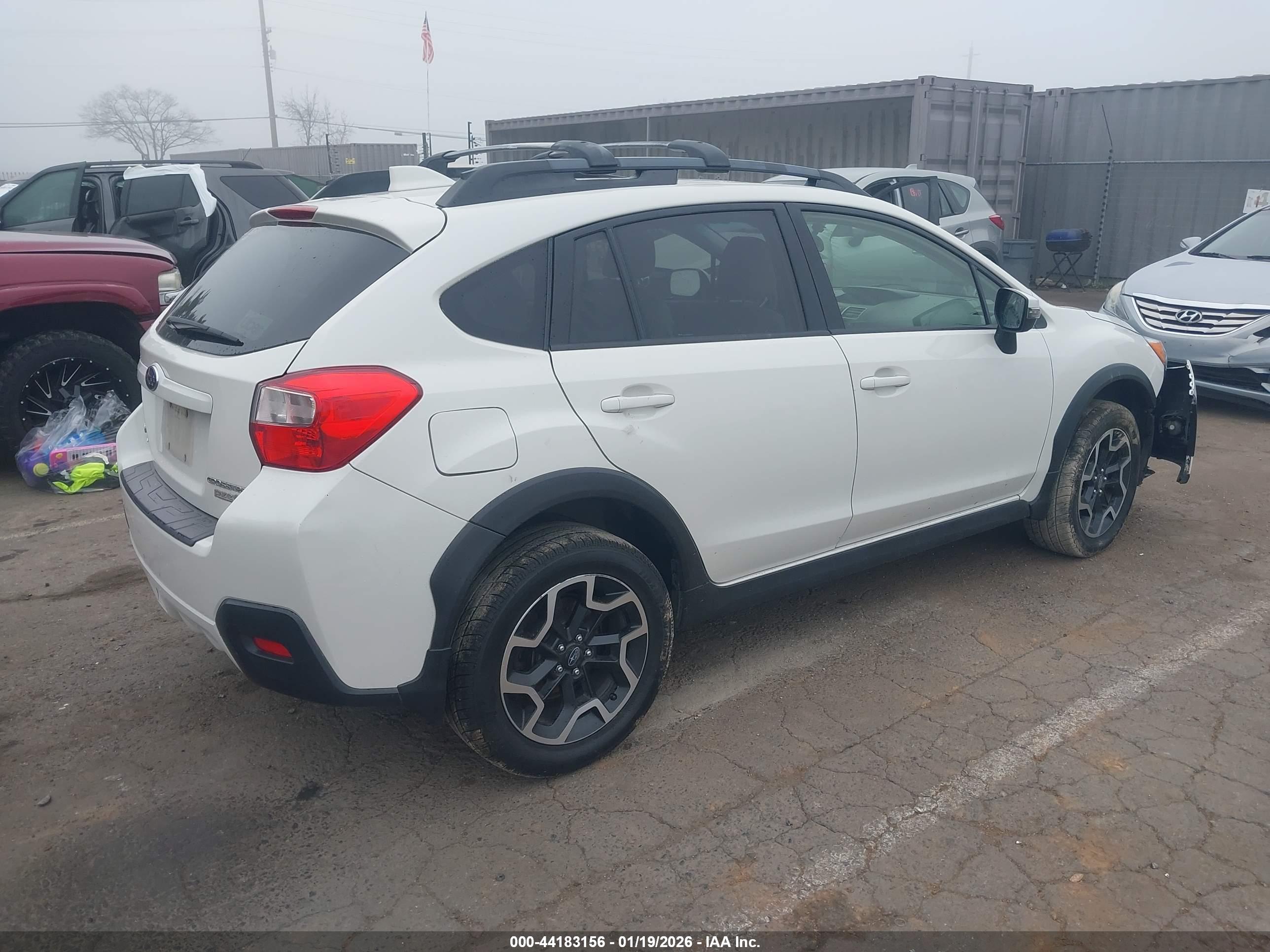 SUBARU CROSSTREK image 4