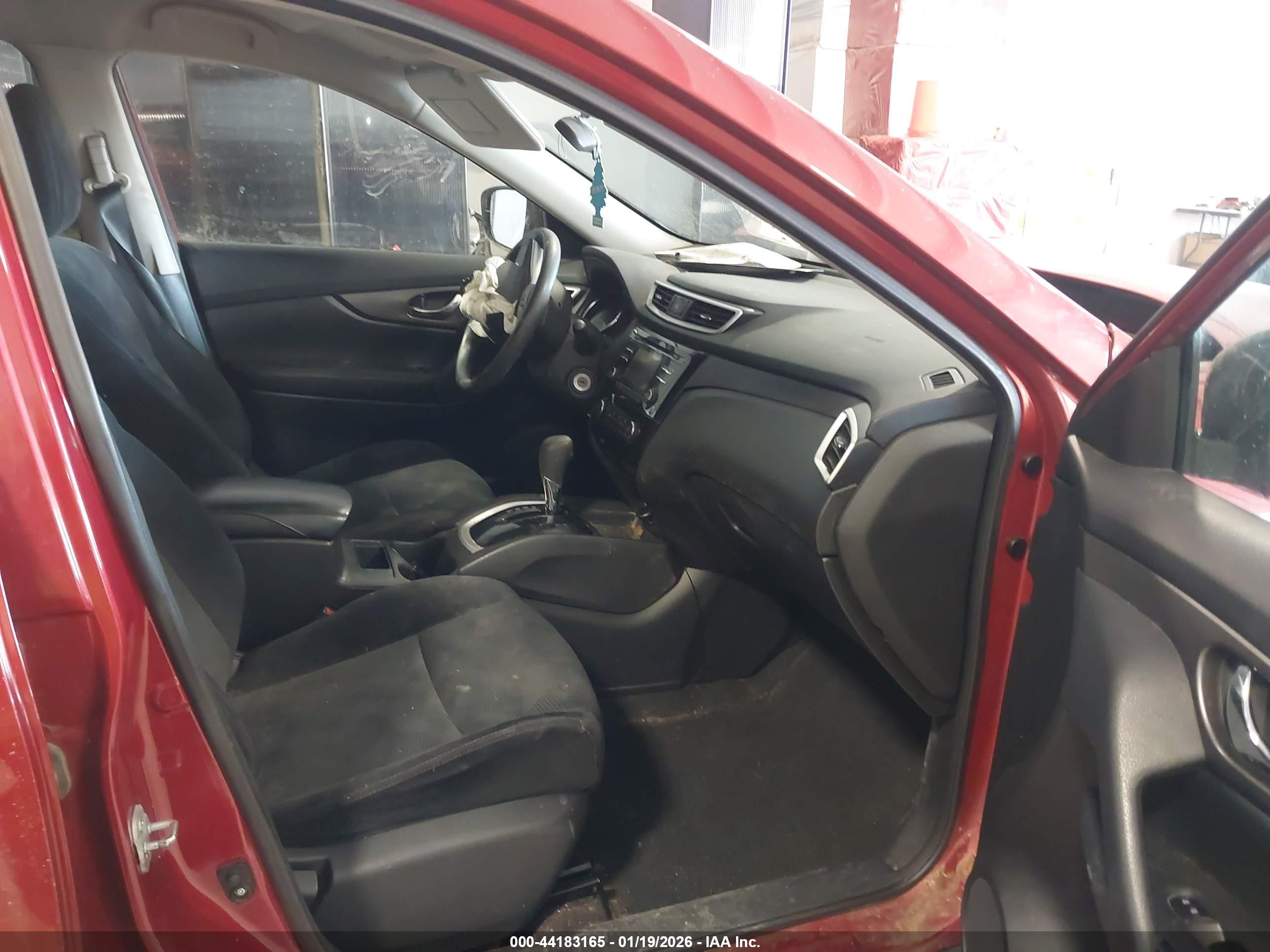 NISSAN ROGUE image 5