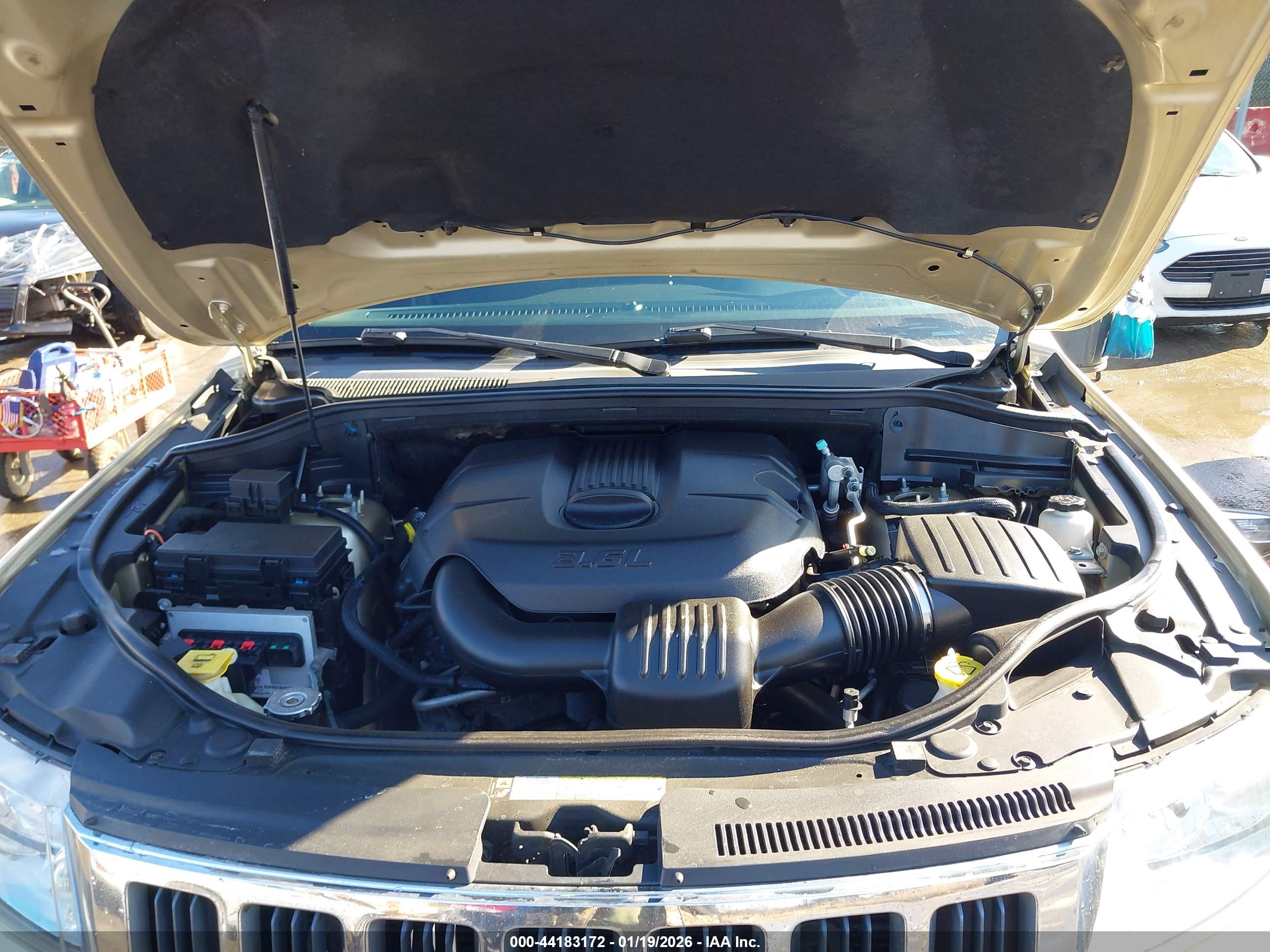 JEEP GRAND image 10