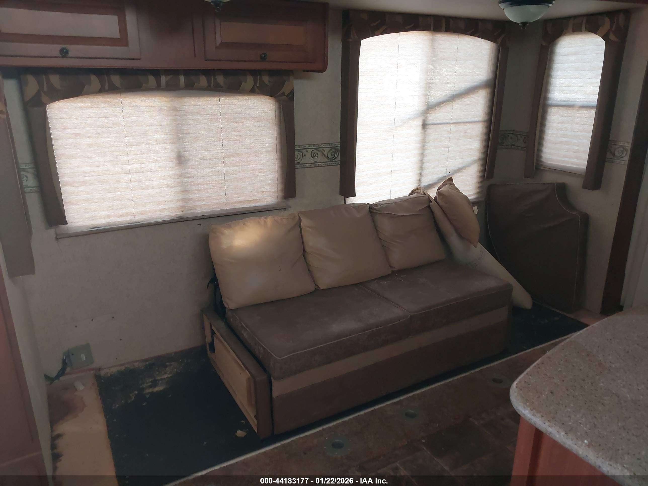 HEARTLAND RV image 6