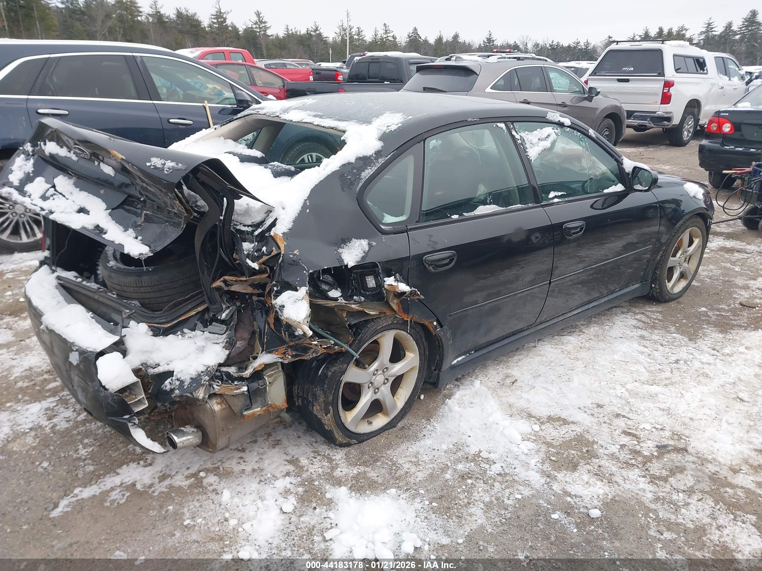 SUBARU LEGACY image 4