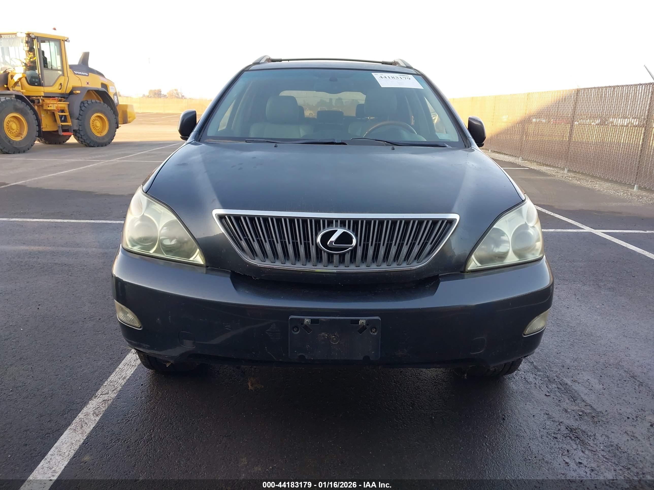 LEXUS RX image 6