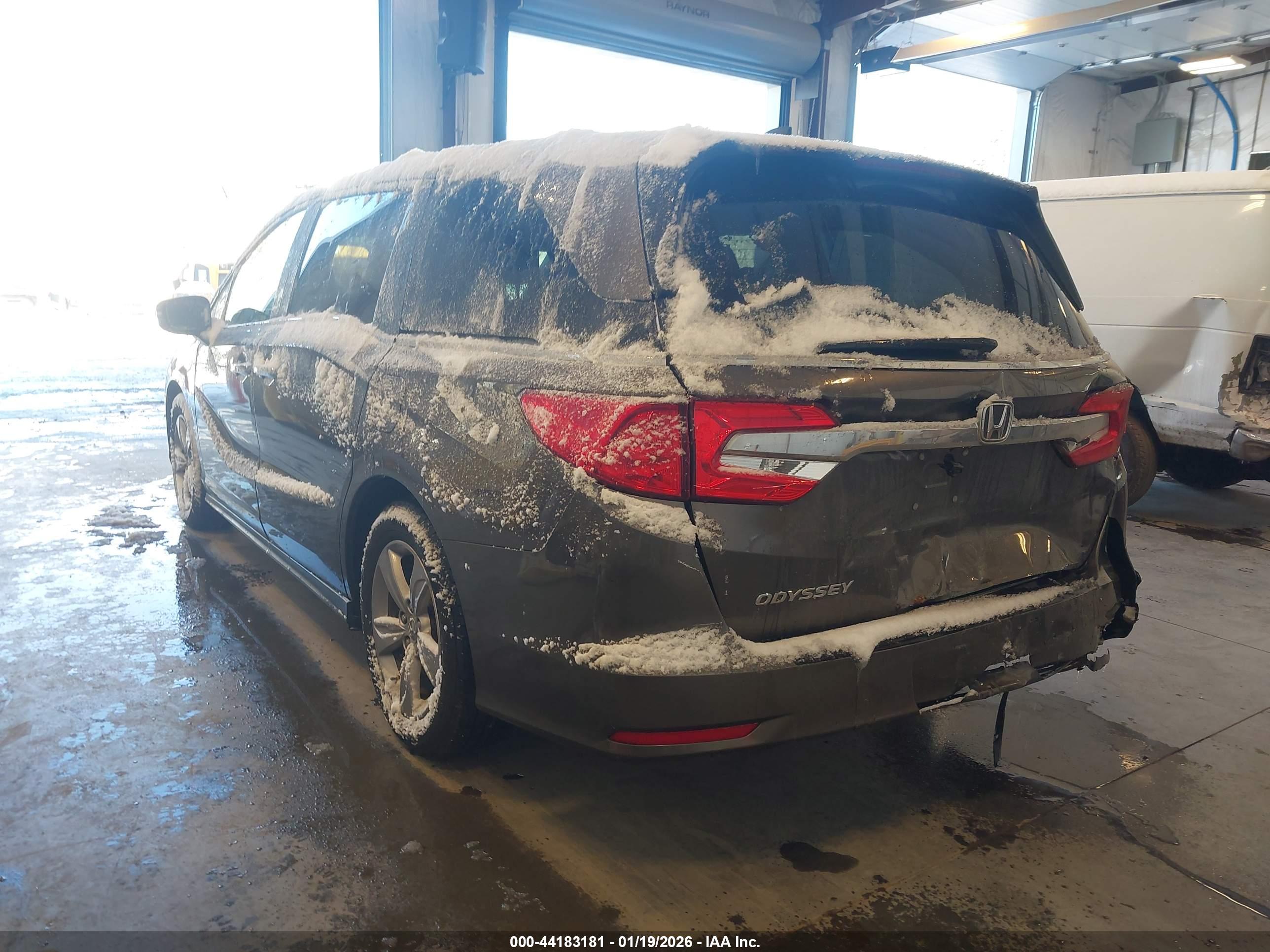 HONDA ODYSSEY image 3
