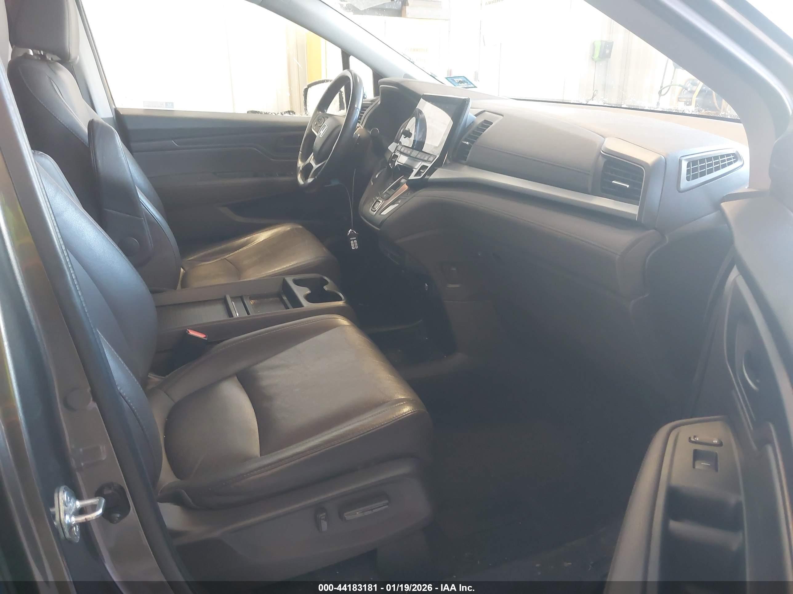 HONDA ODYSSEY image 5