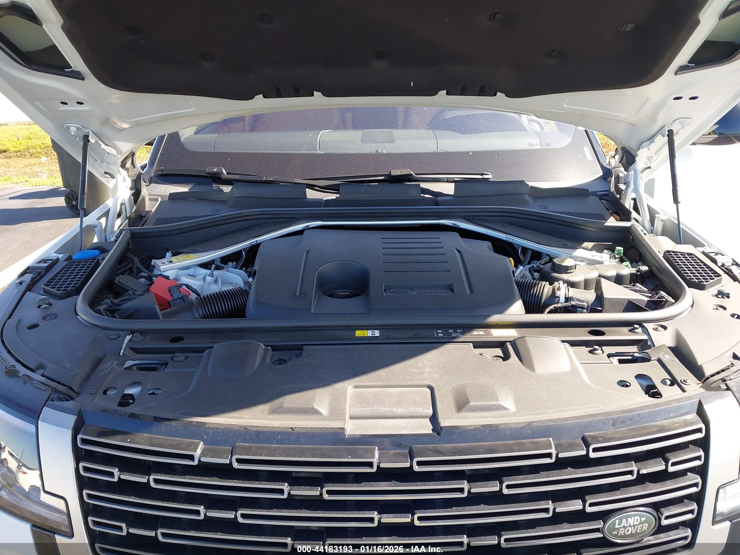 LAND ROVER image 10