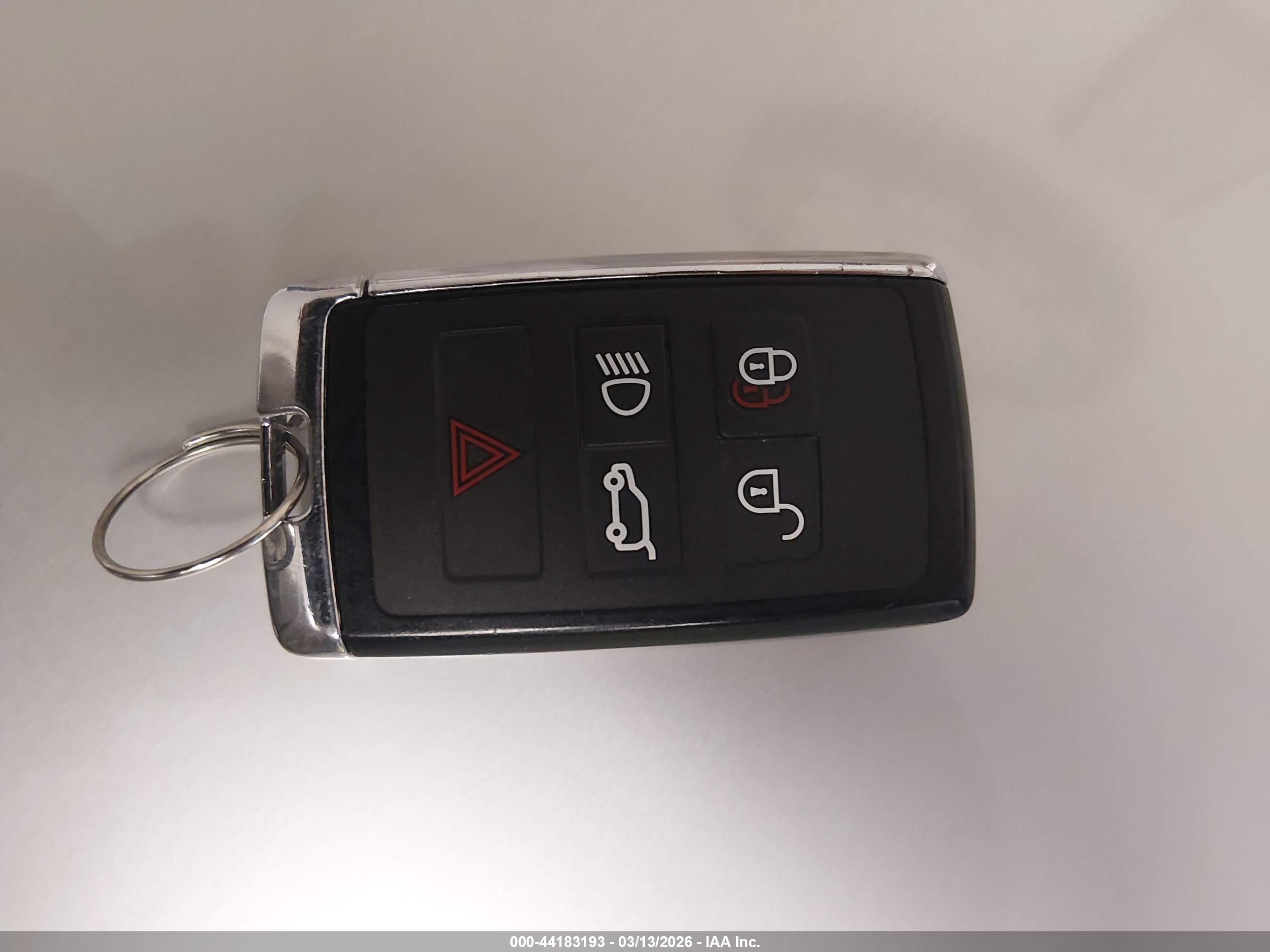LAND ROVER image 11