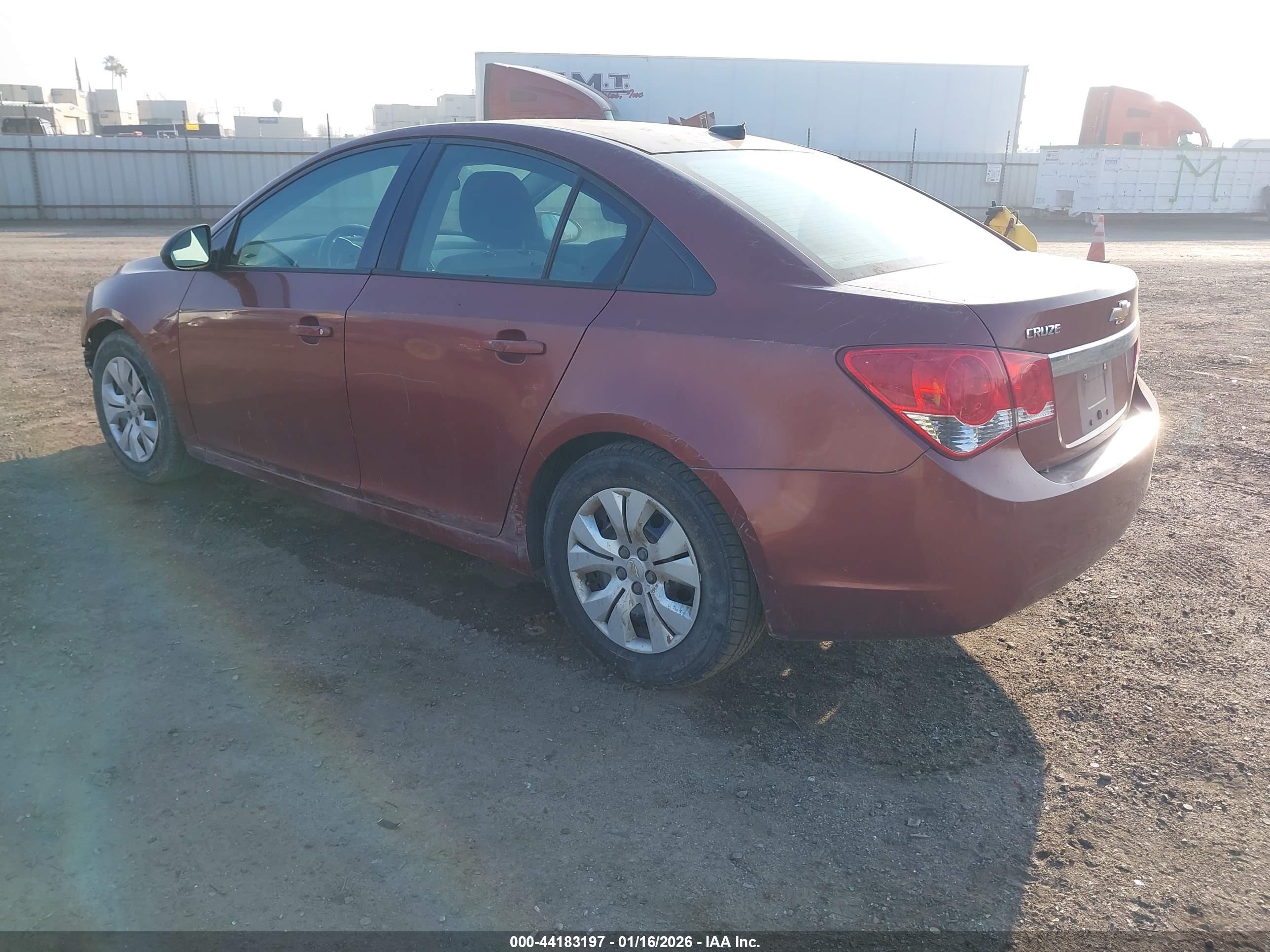 CHEVROLET CRUZE image 3