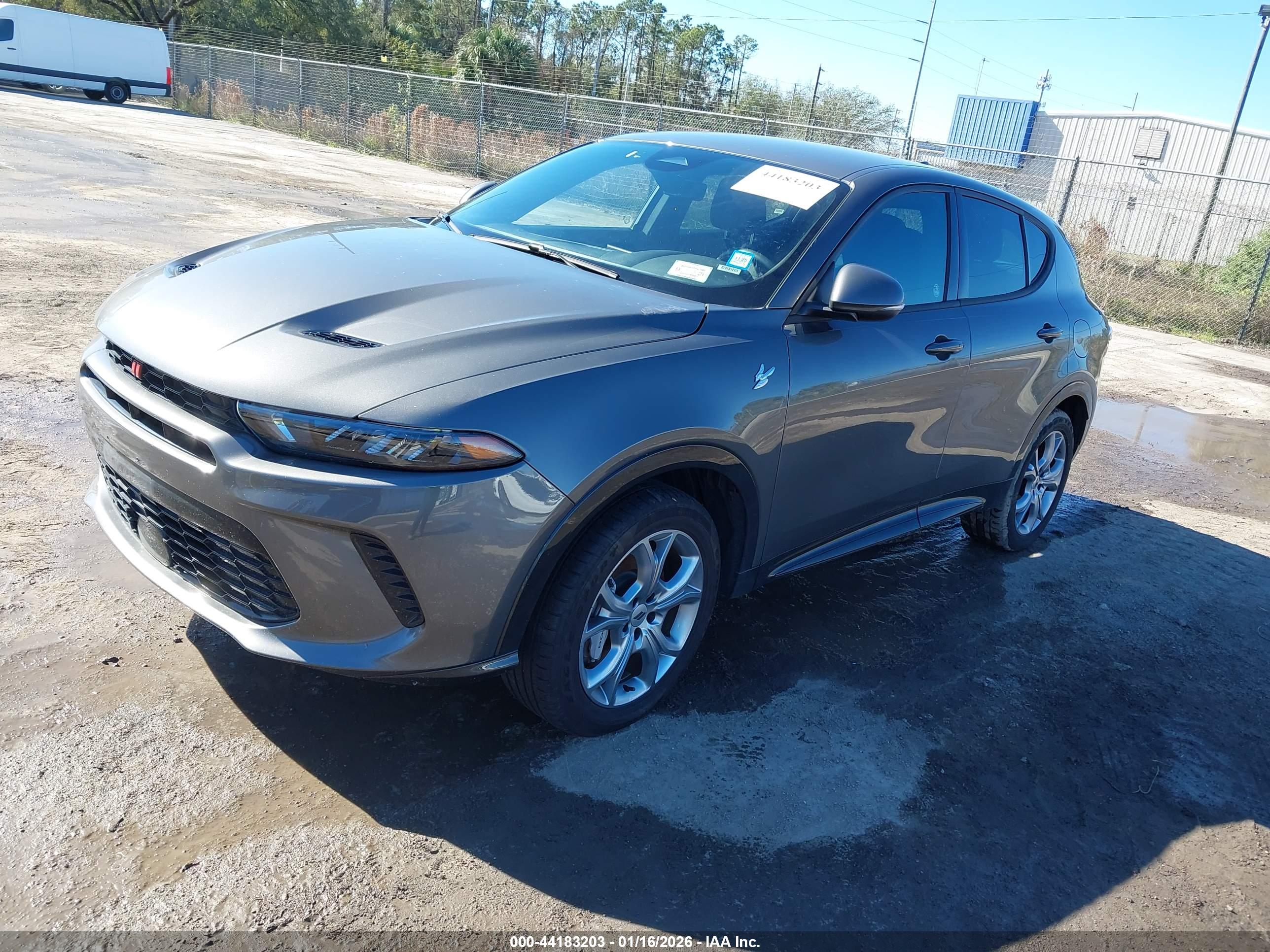 DODGE HORNET image 2