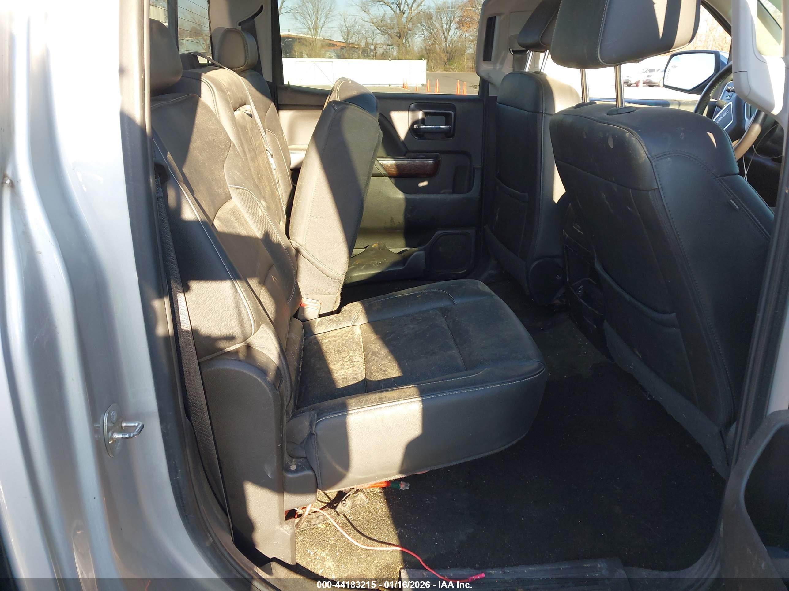GMC SIERRA image 8