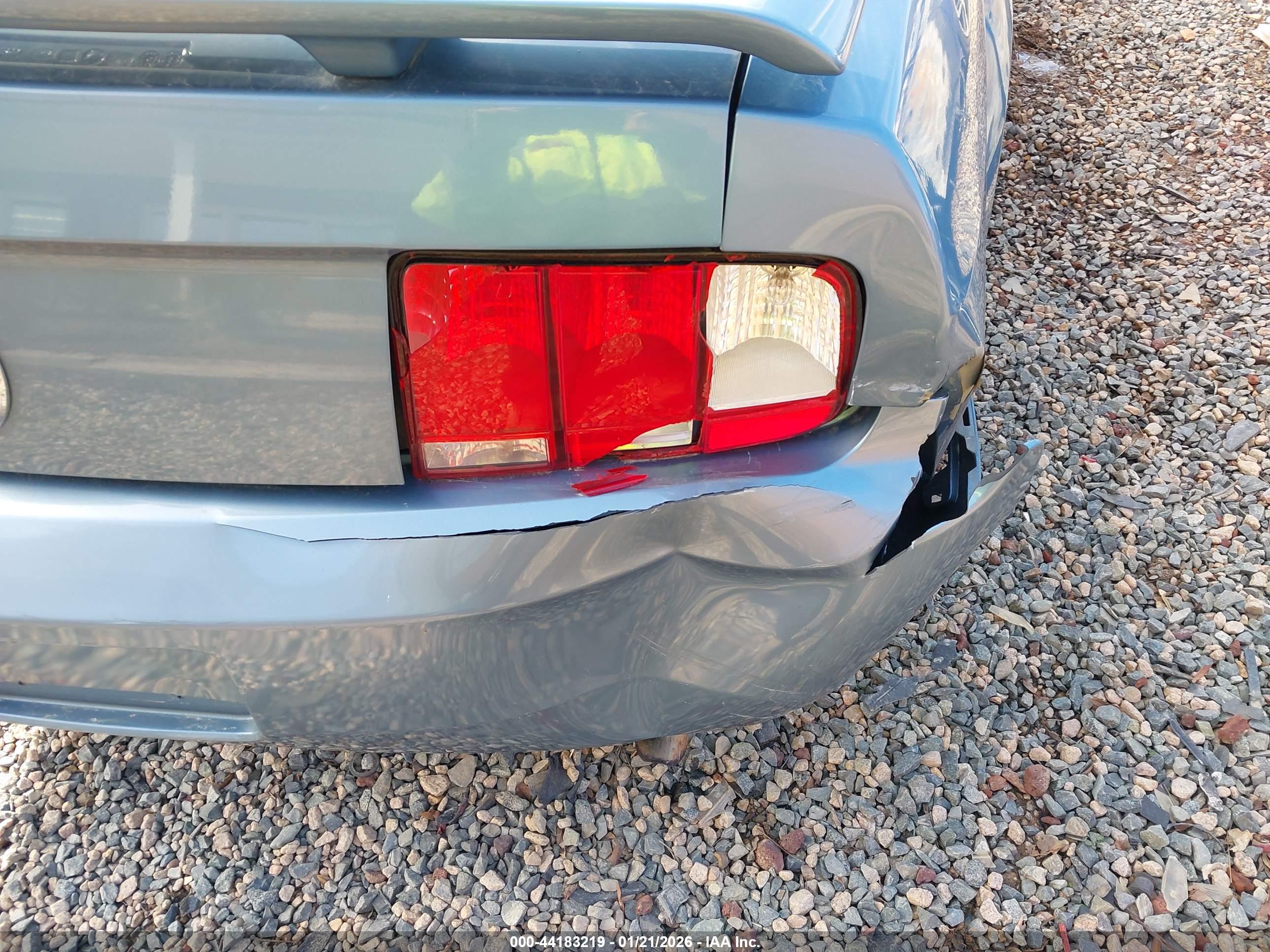 FORD MUSTANG image 6