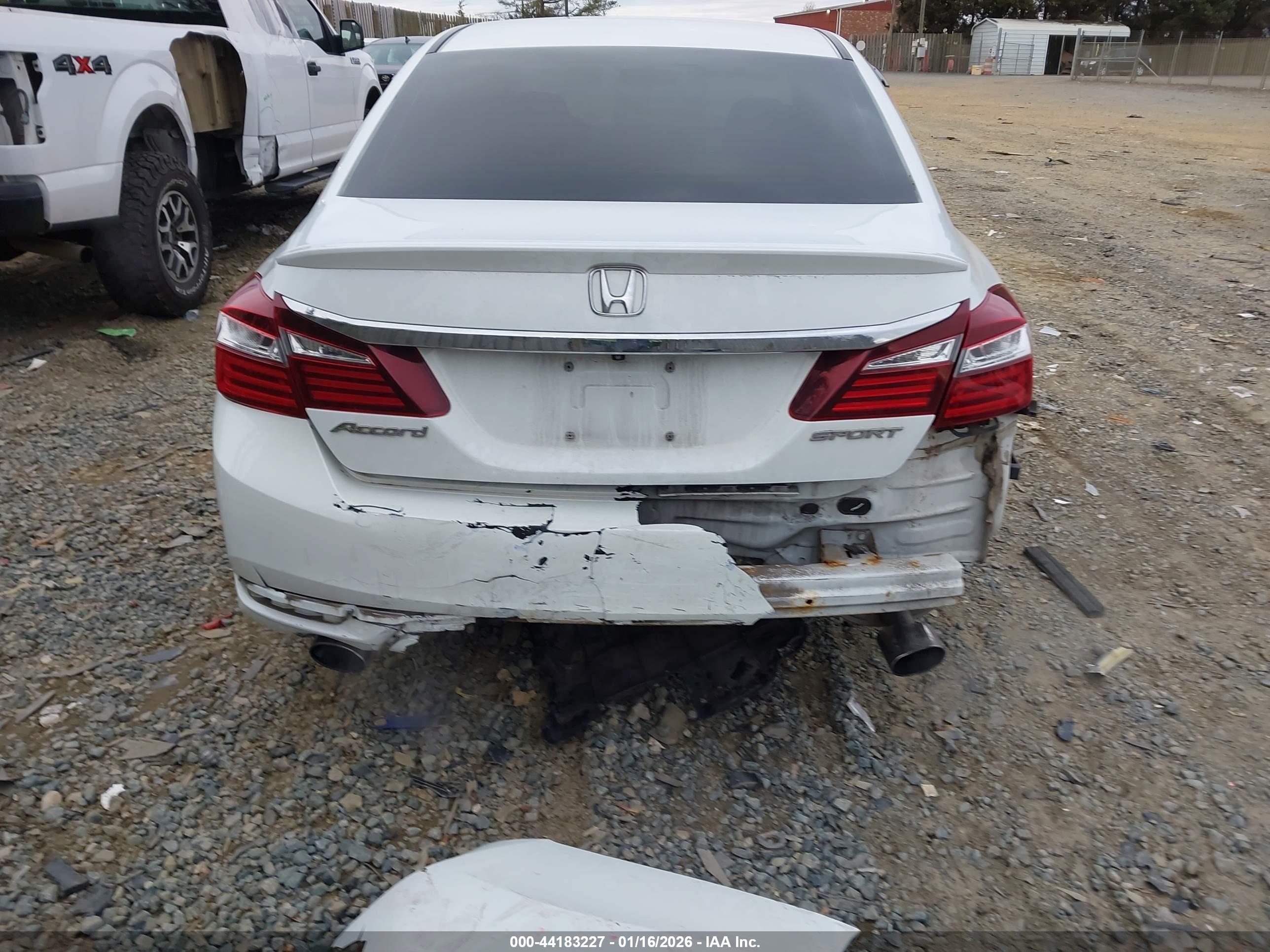 HONDA ACCORD image 6