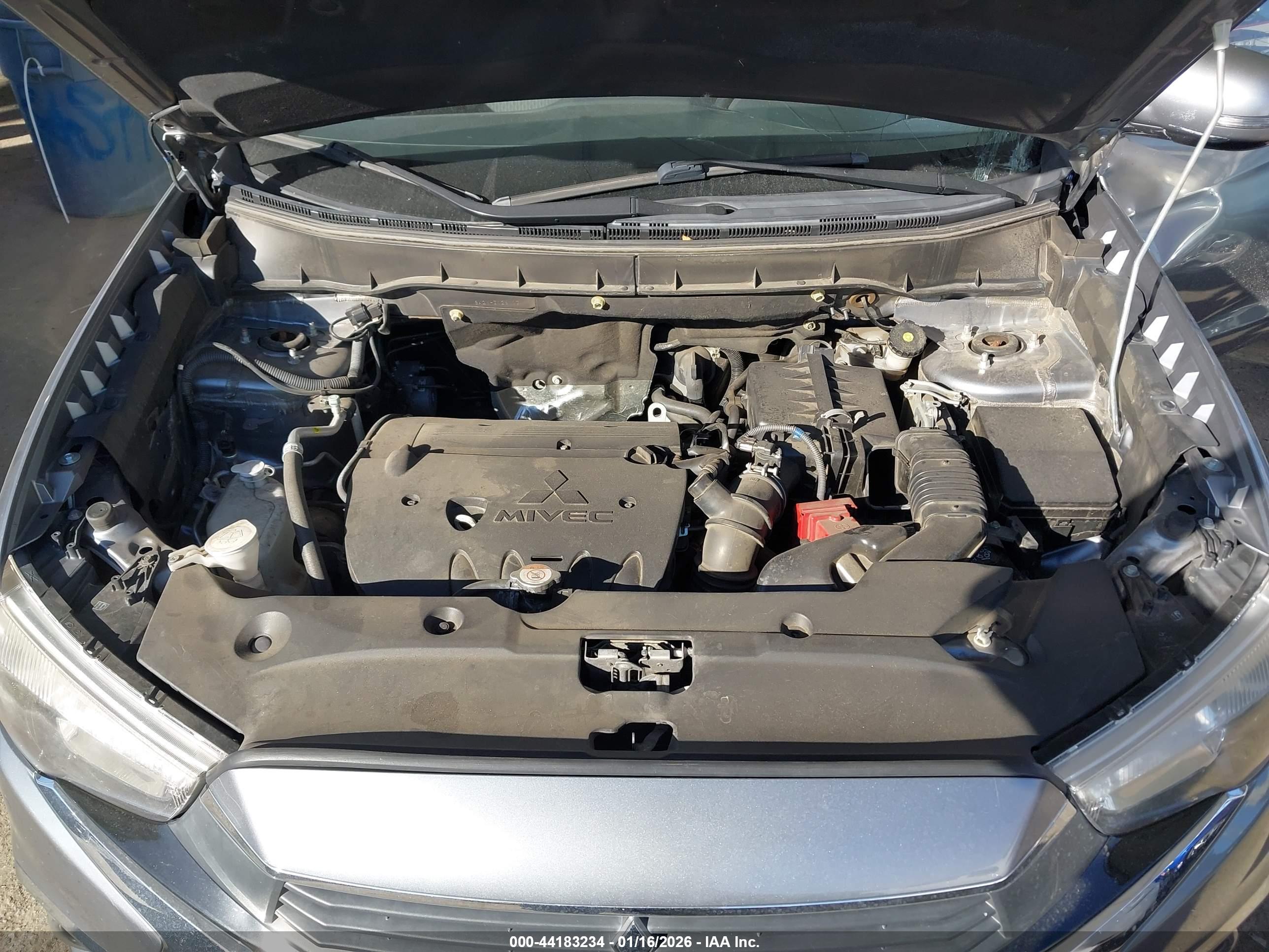 MITSUBISHI OUTLANDER image 10
