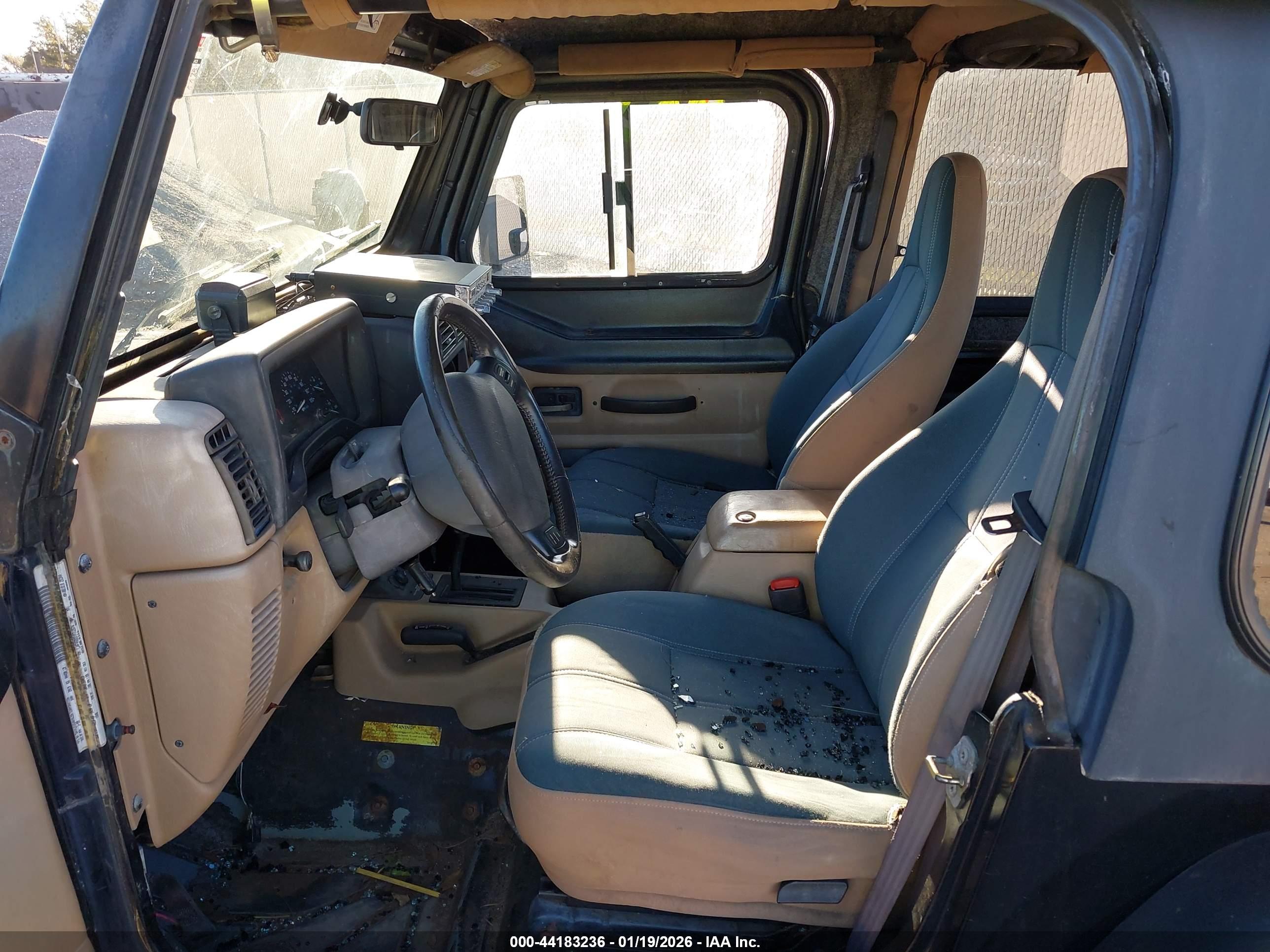 JEEP WRANGLER image 5