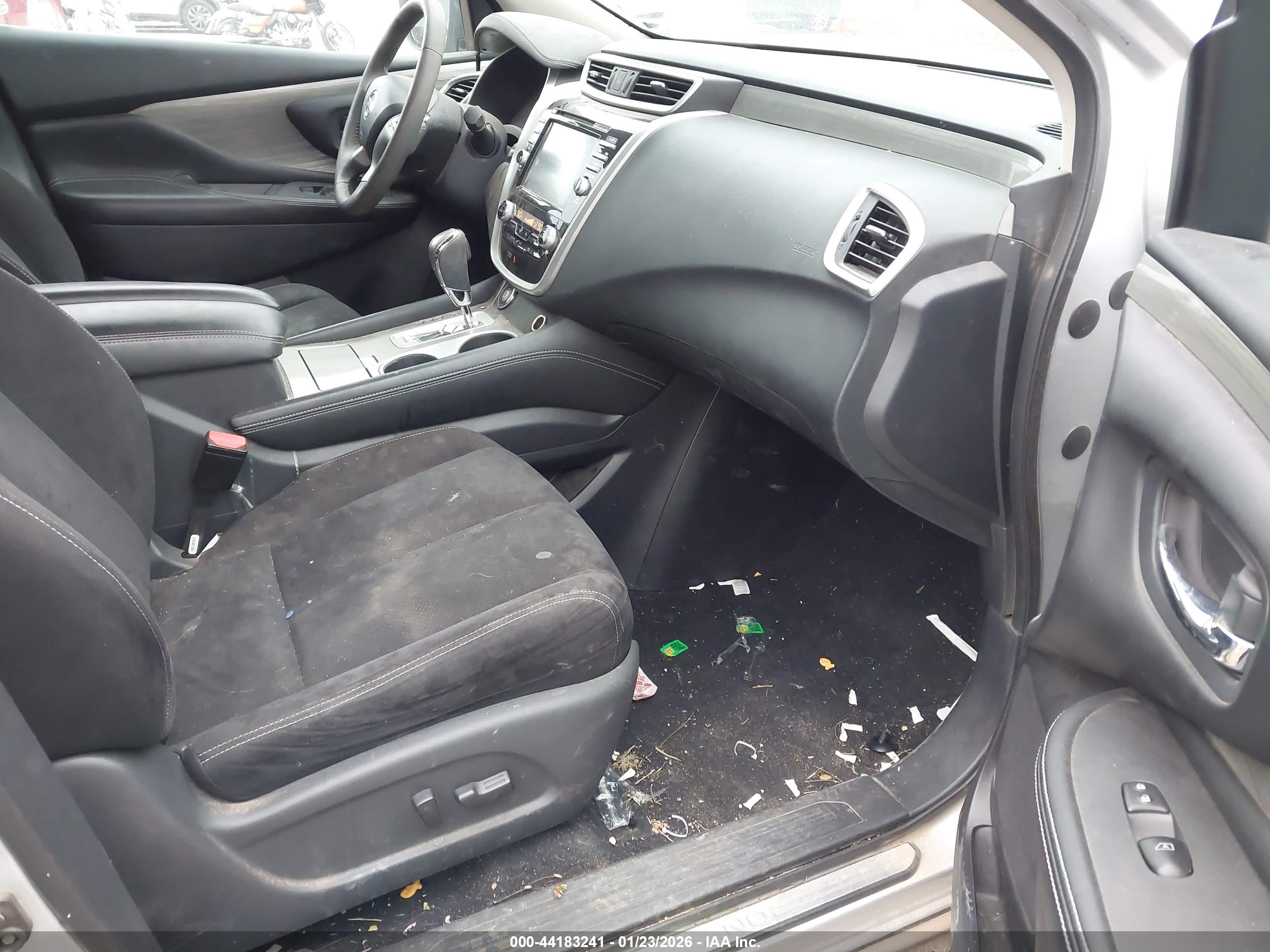 NISSAN MURANO image 5
