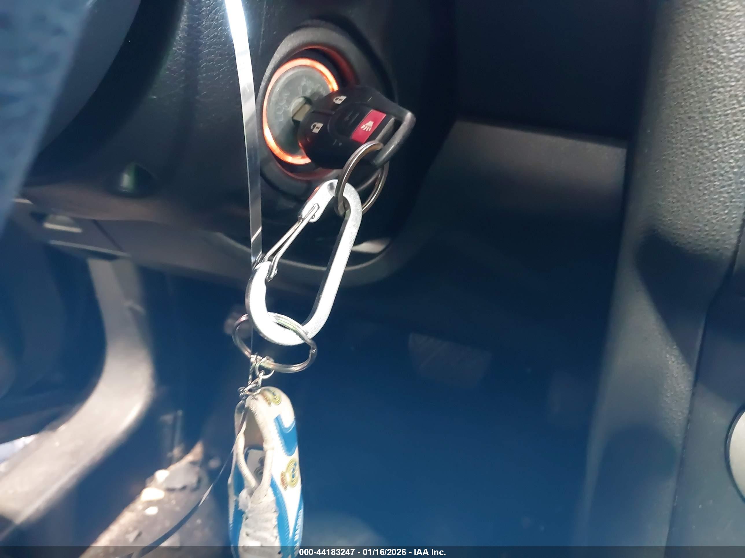 NISSAN ROGUE image 11