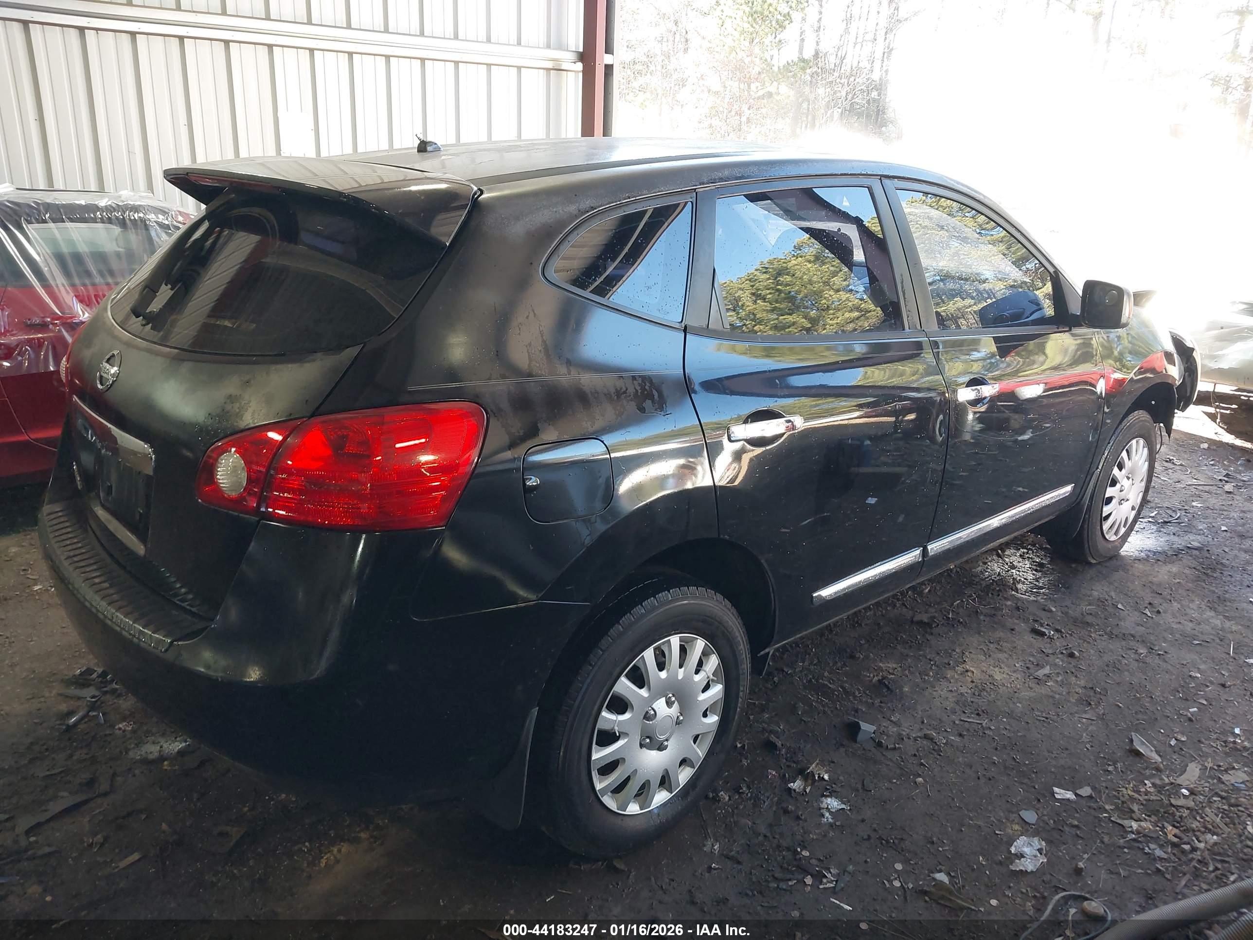 NISSAN ROGUE image 4