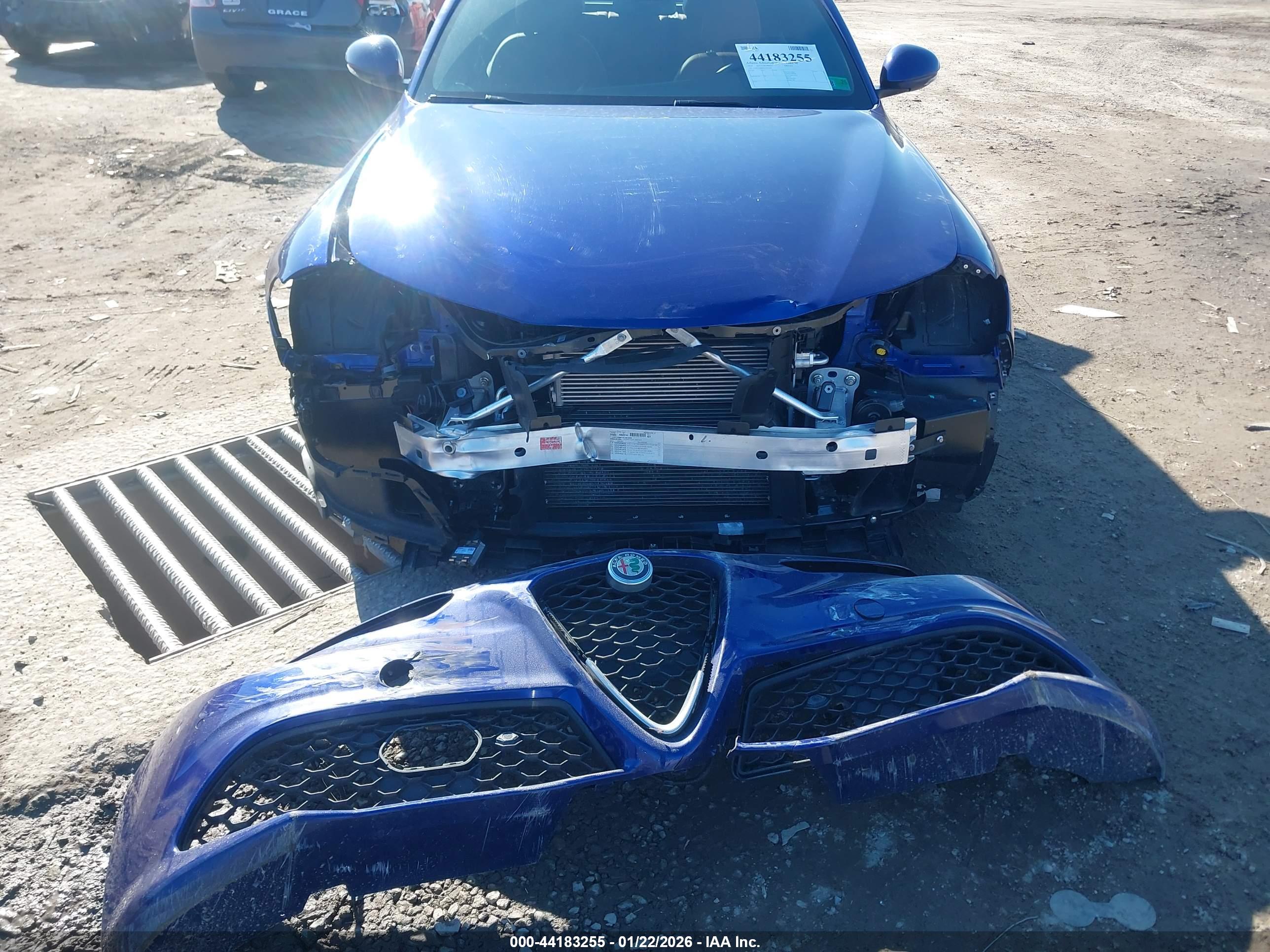 ALFA ROMEO image 6