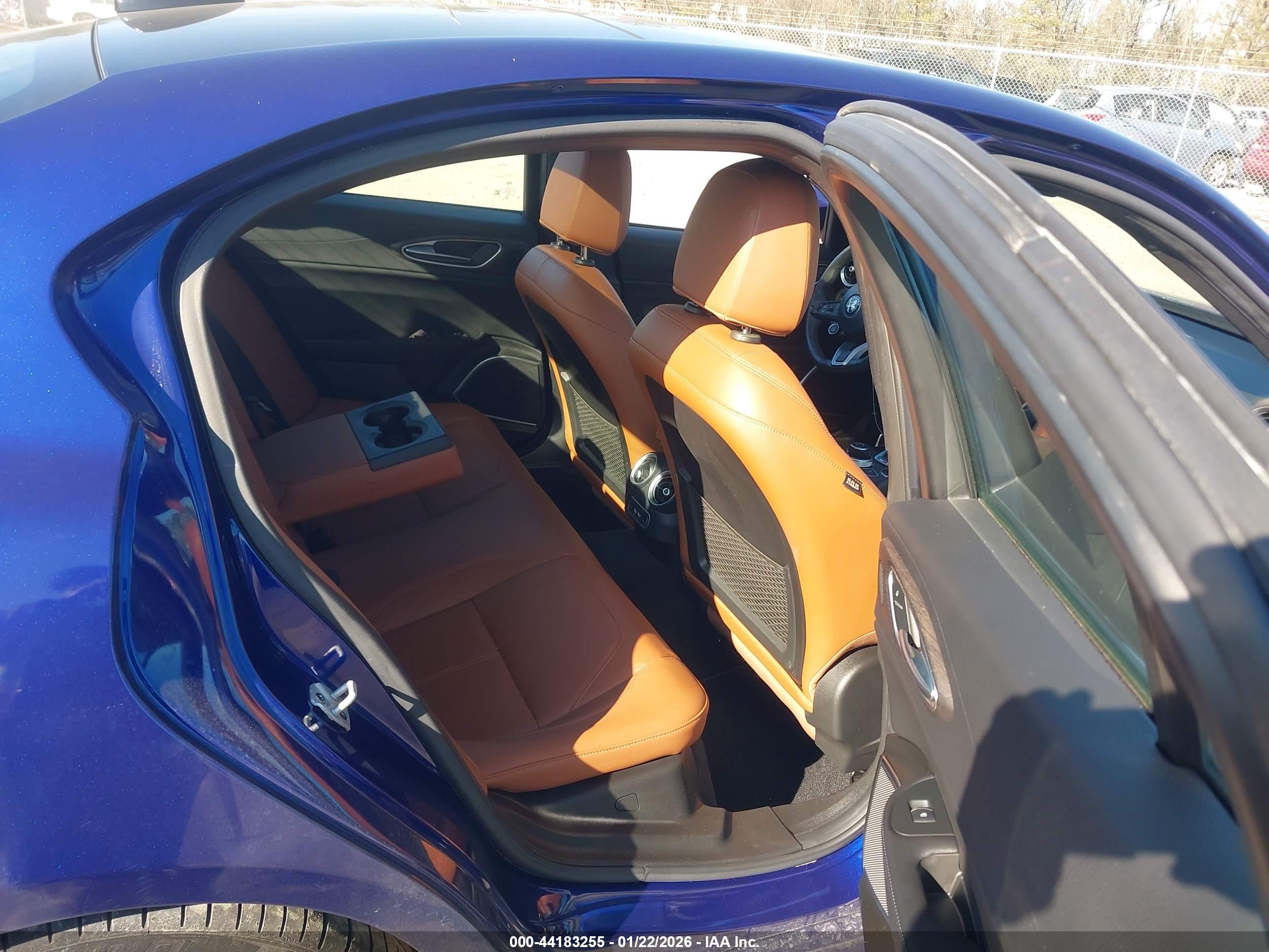 ALFA ROMEO image 8