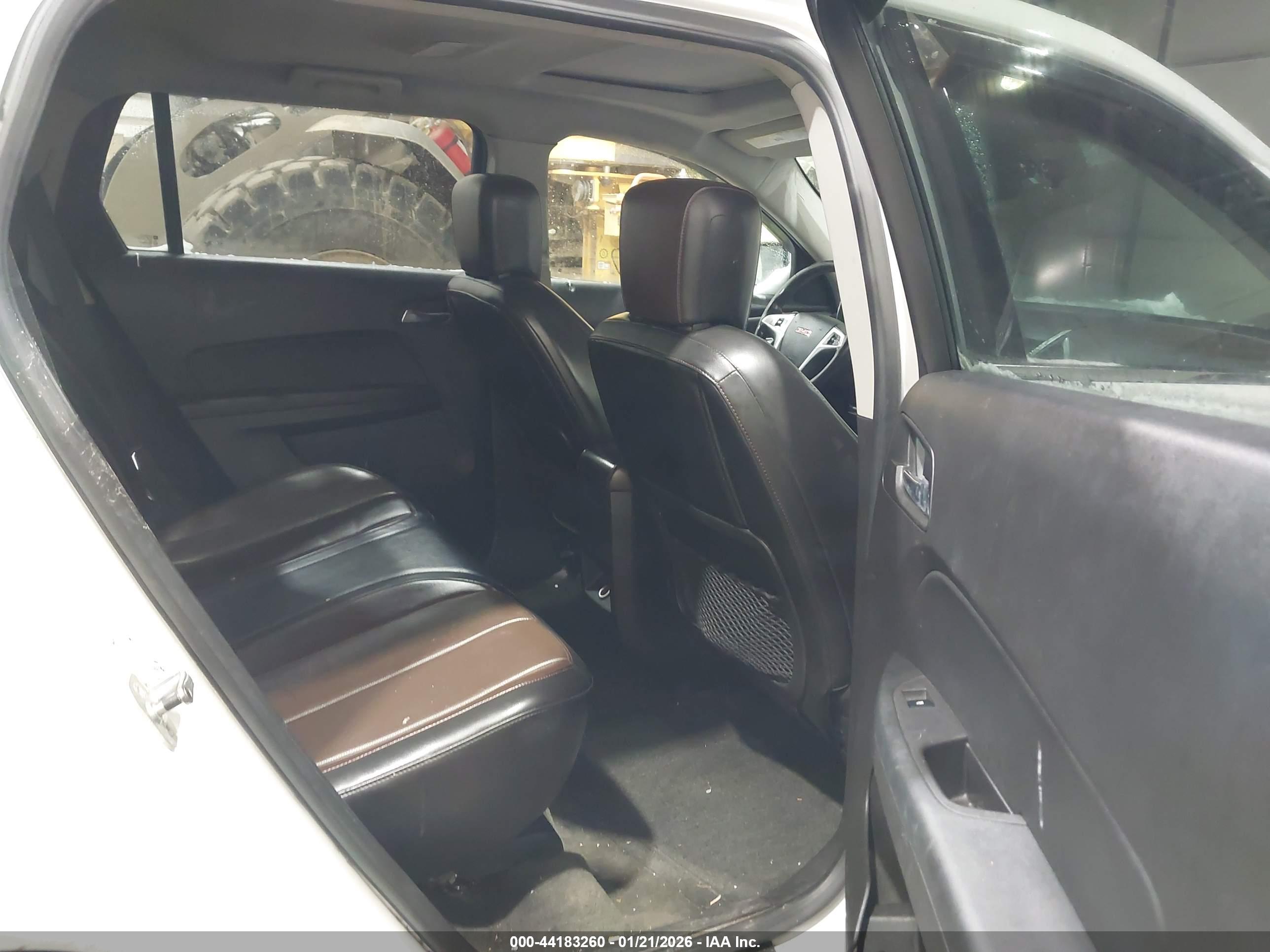 GMC TERRAIN image 8