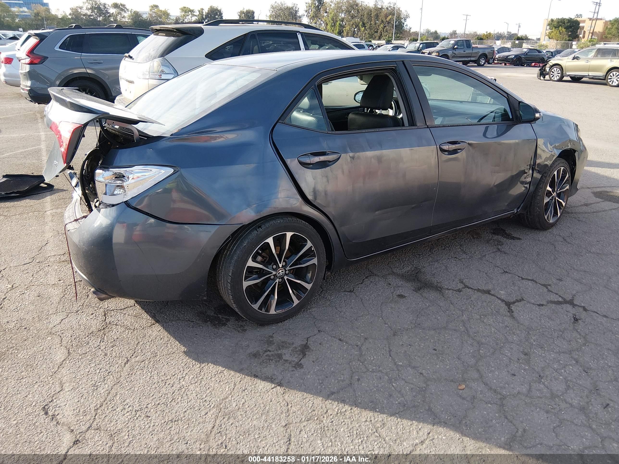 TOYOTA COROLLA image 4