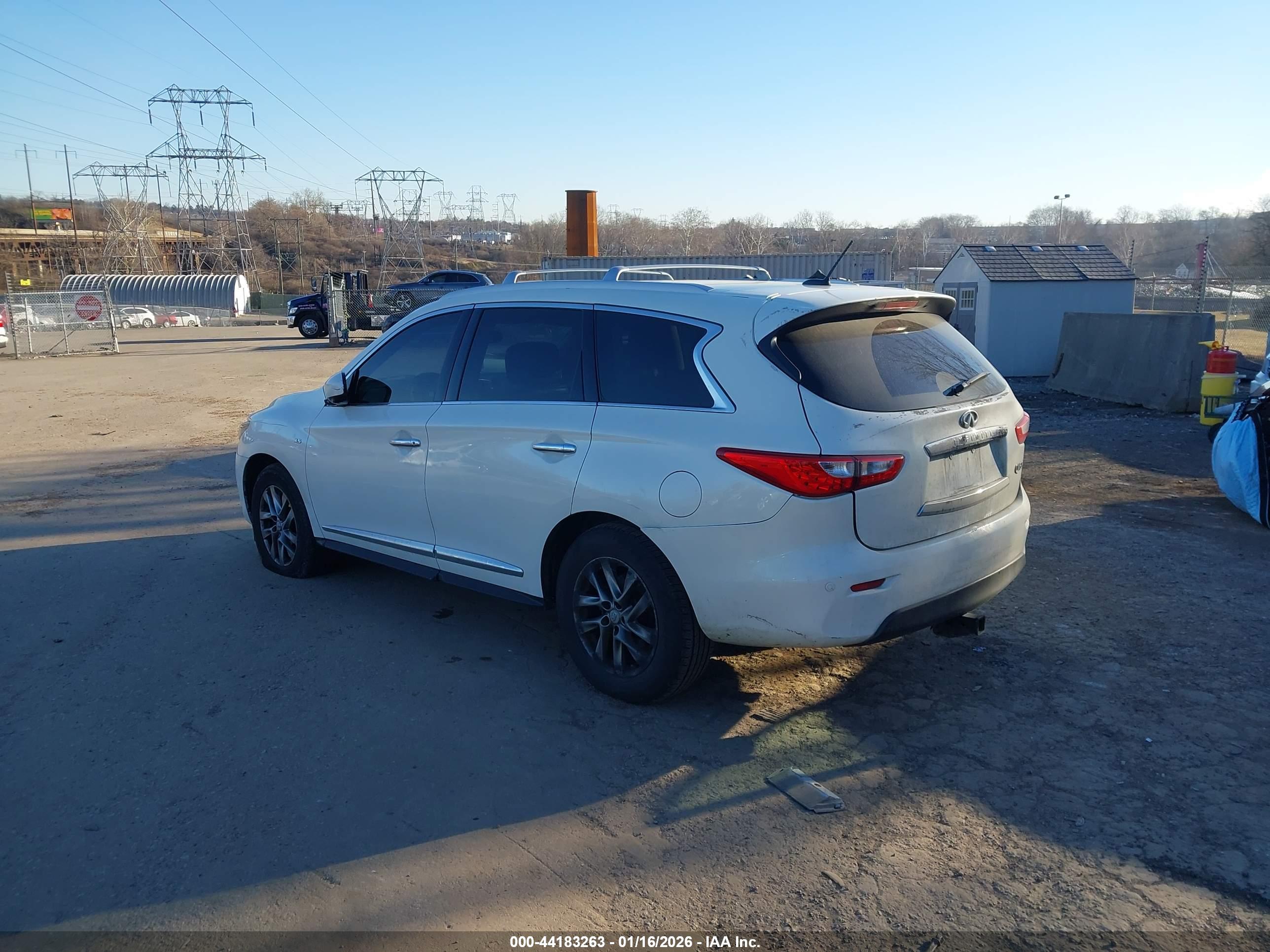 INFINITI QX60 image 3