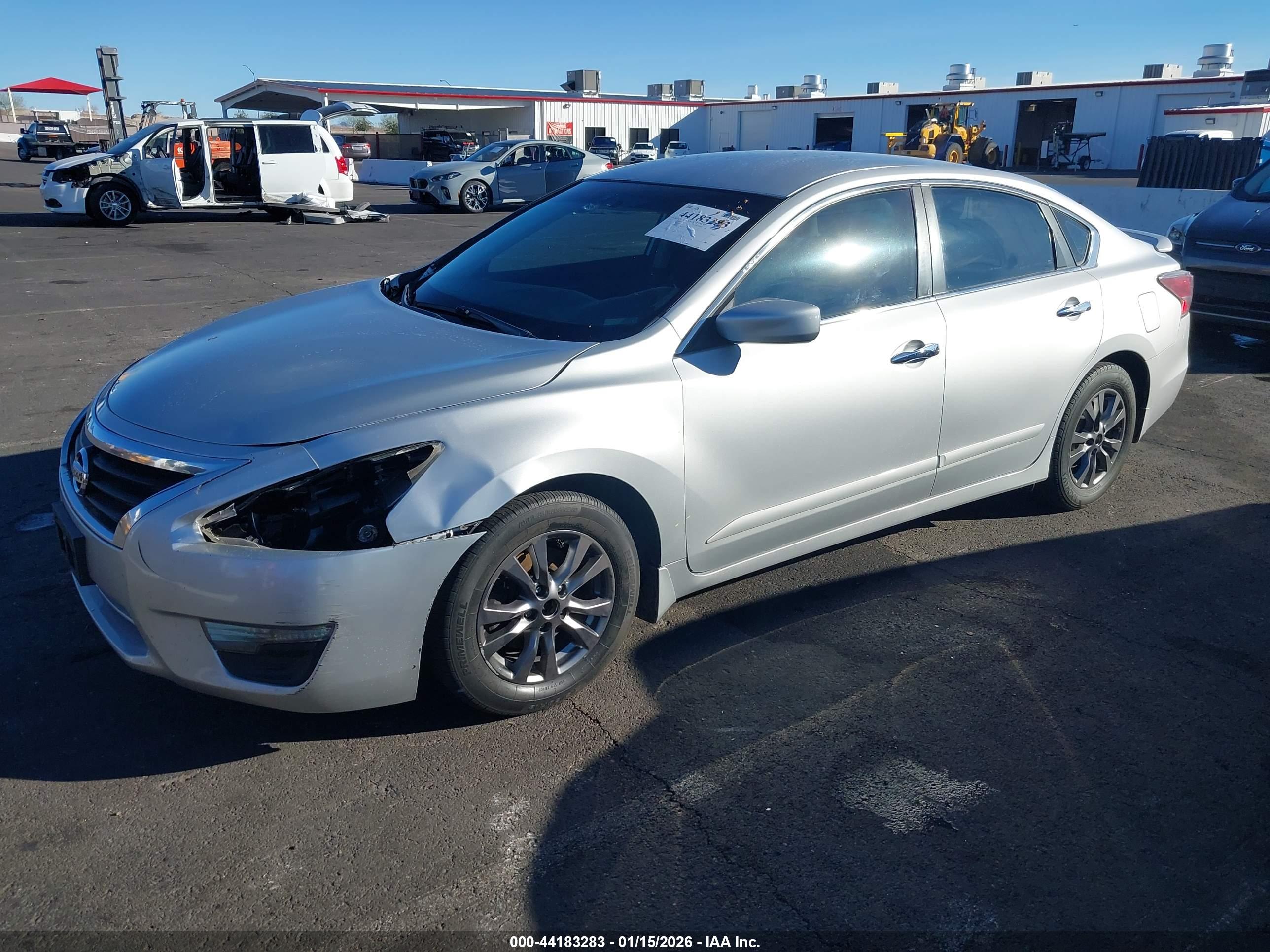 NISSAN ALTIMA image 2
