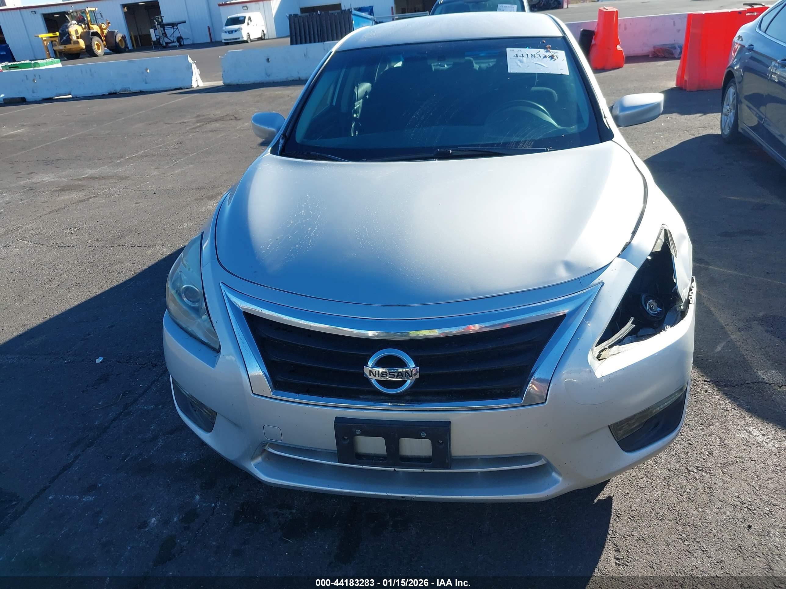 NISSAN ALTIMA image 6