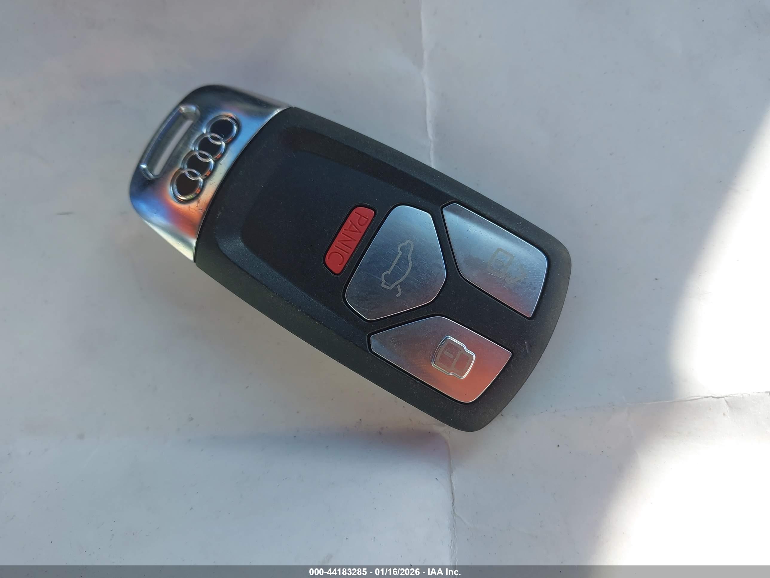 AUDI A4 image 11