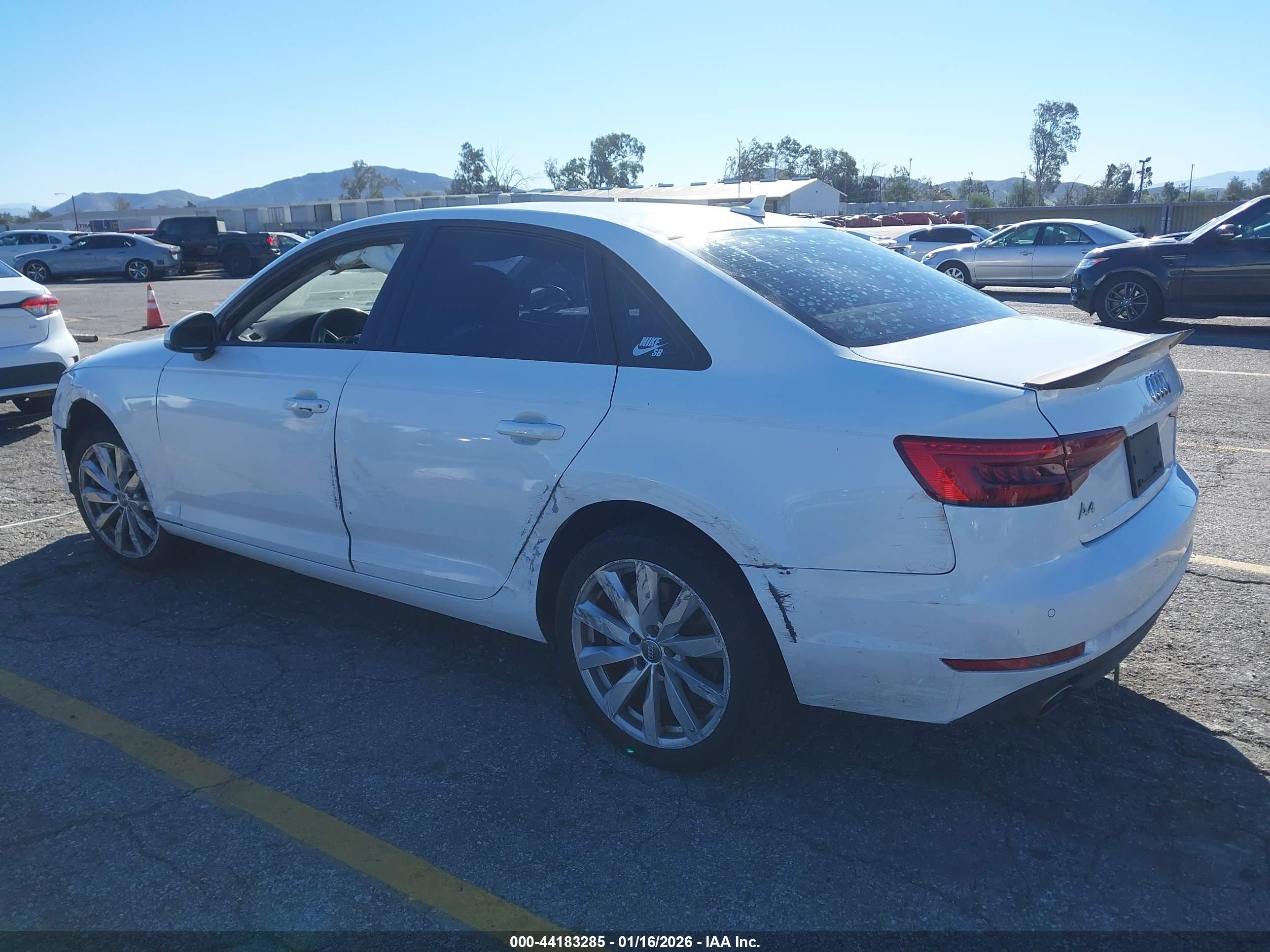 AUDI A4 image 3
