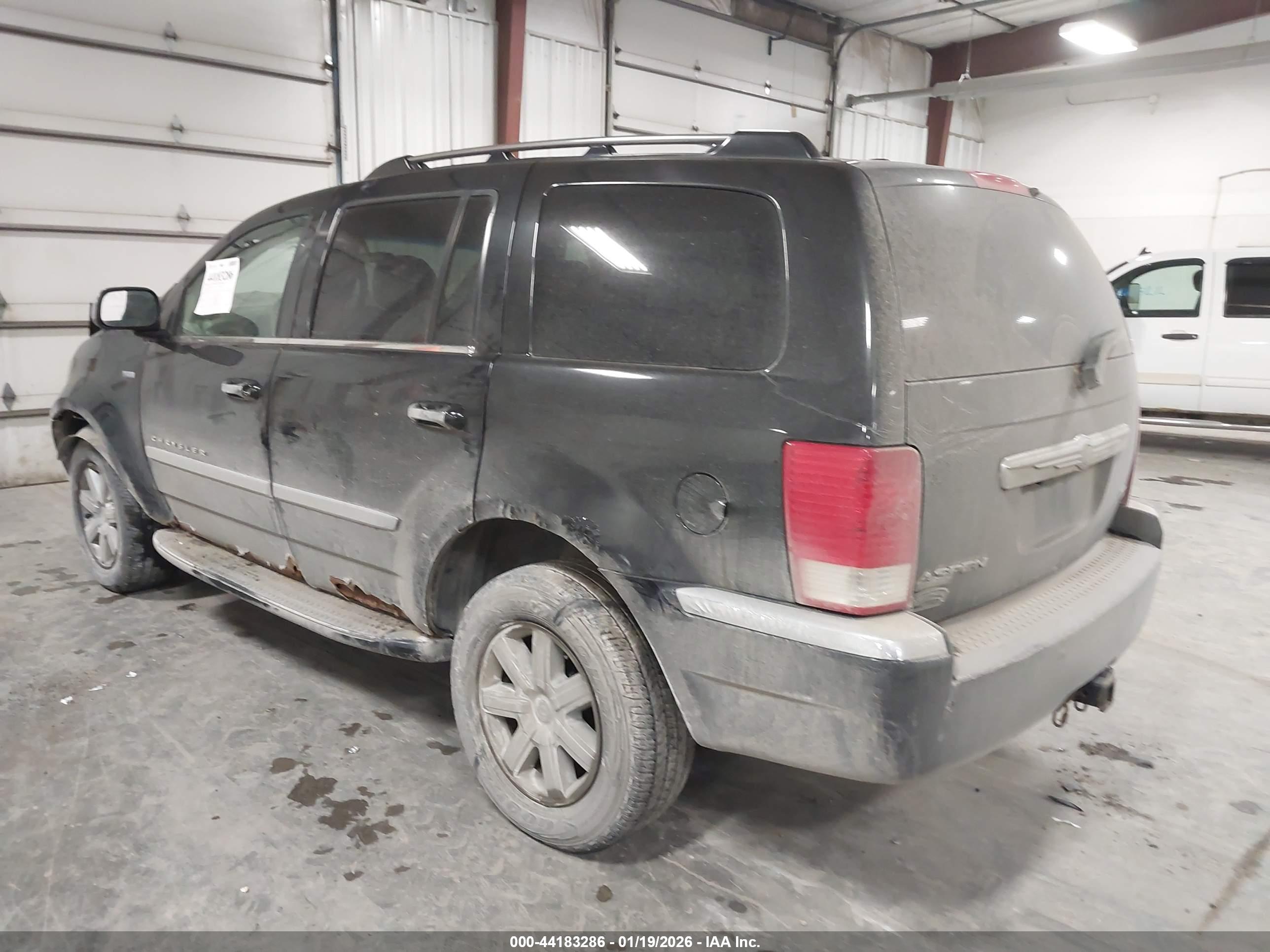 CHRYSLER ASPEN image 3