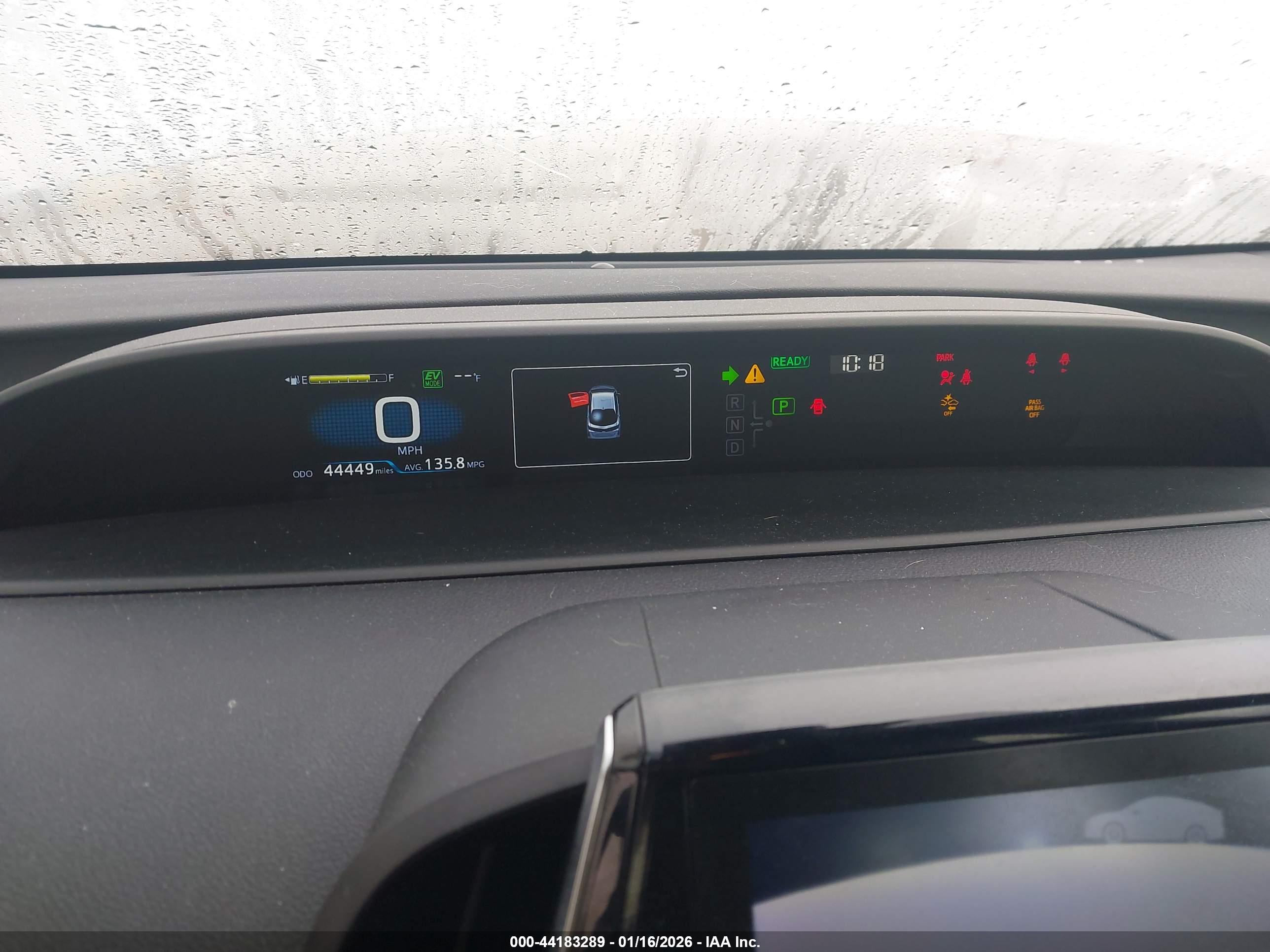 TOYOTA PRIUS image 7