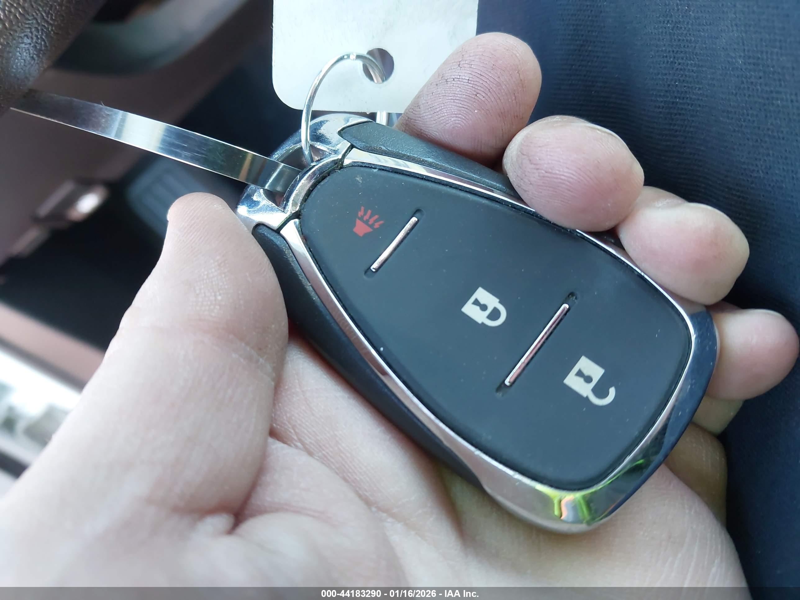 CHEVROLET EQUINOX image 11