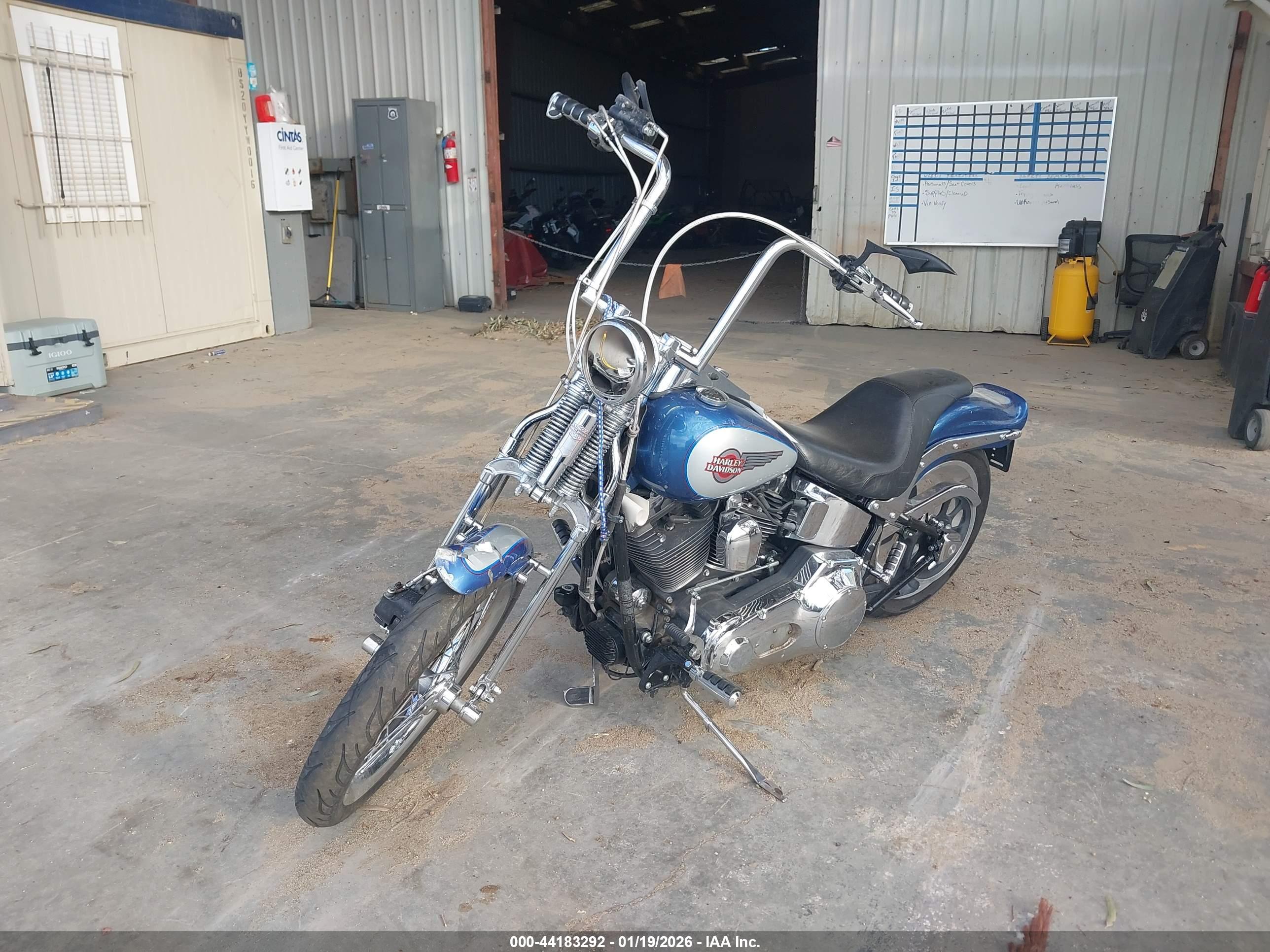HARLEY-DAVIDSON FXSTSI image 2