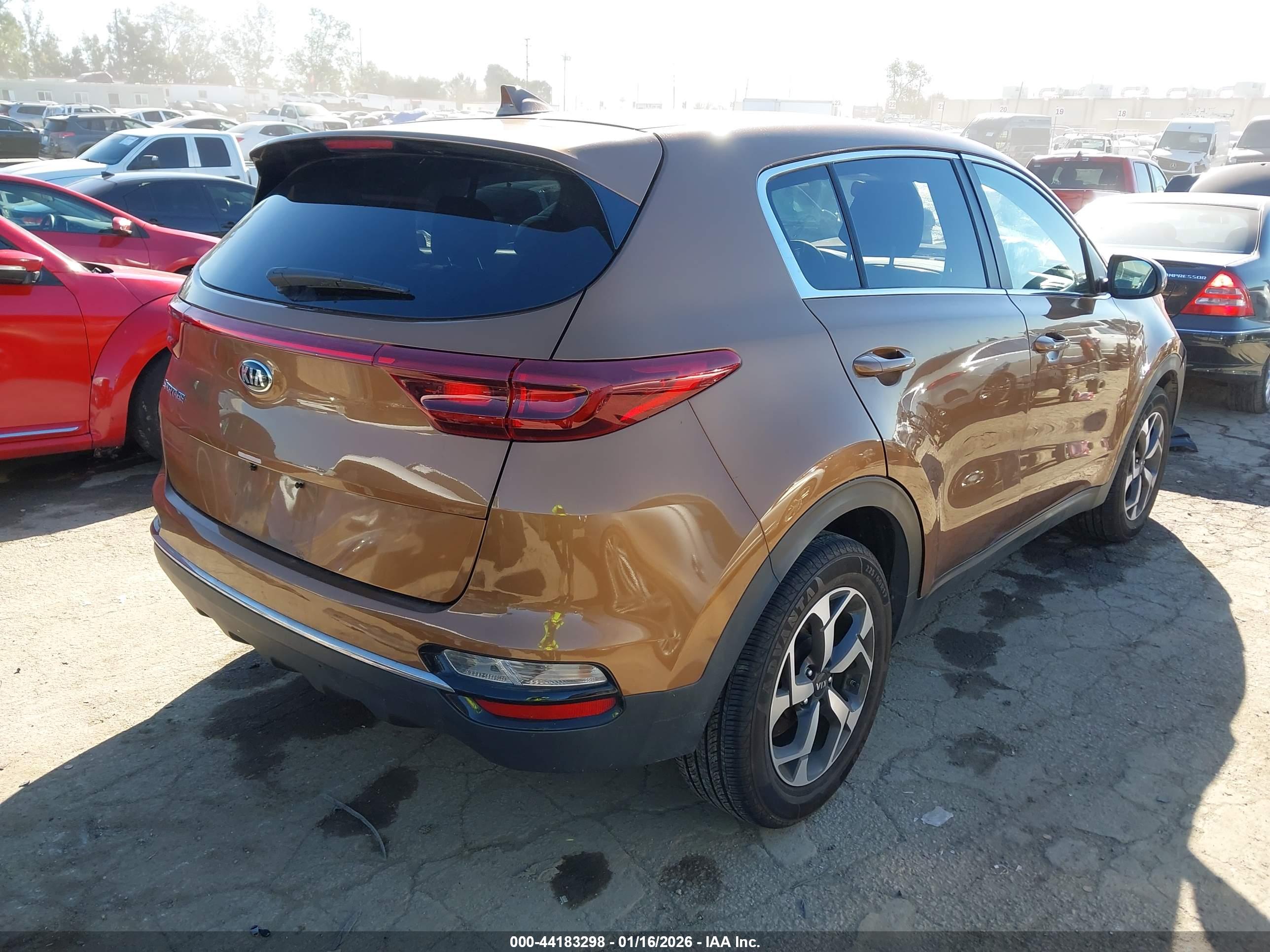 KIA SPORTAGE image 4