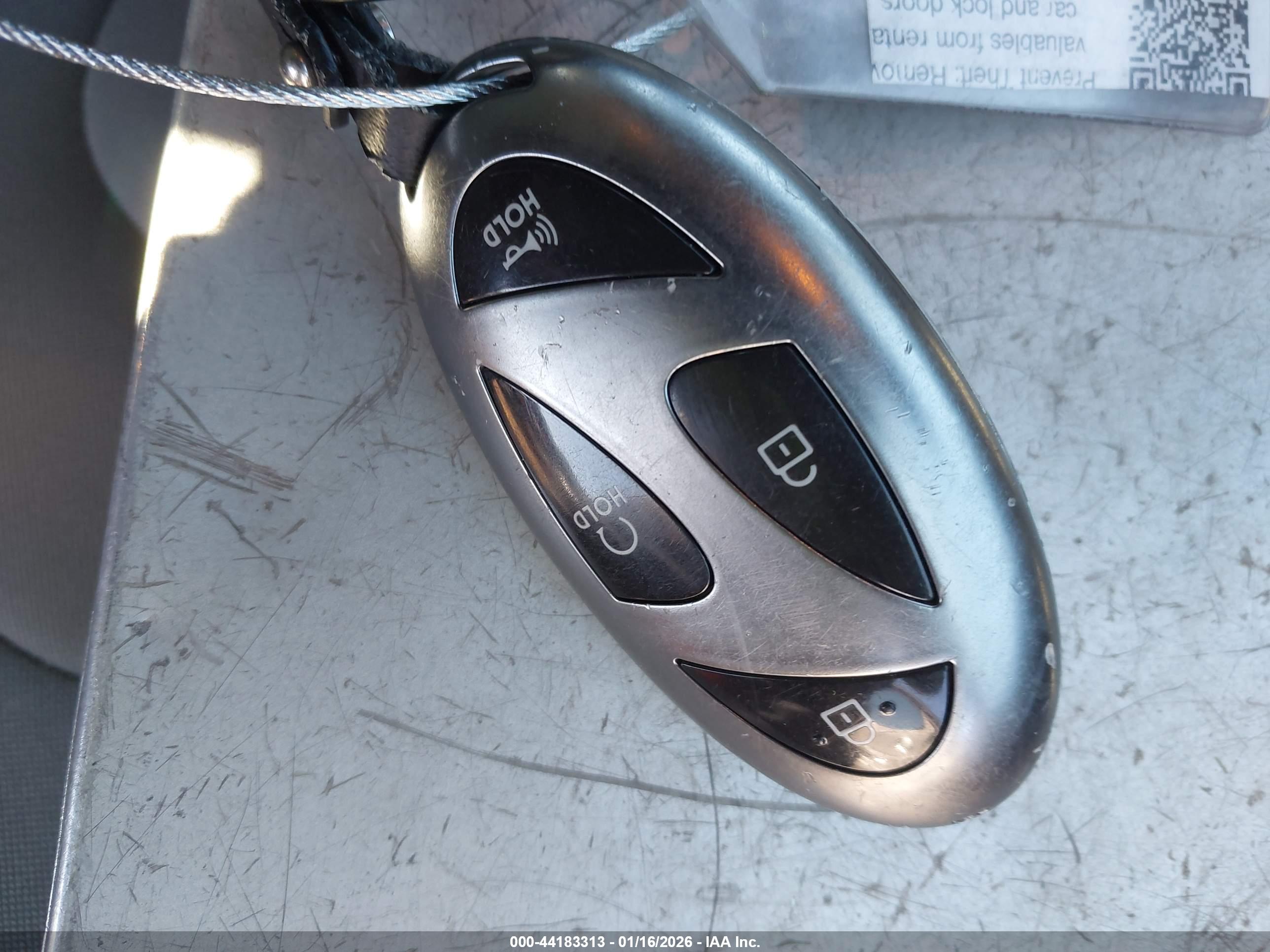 HYUNDAI ELANTRA image 11