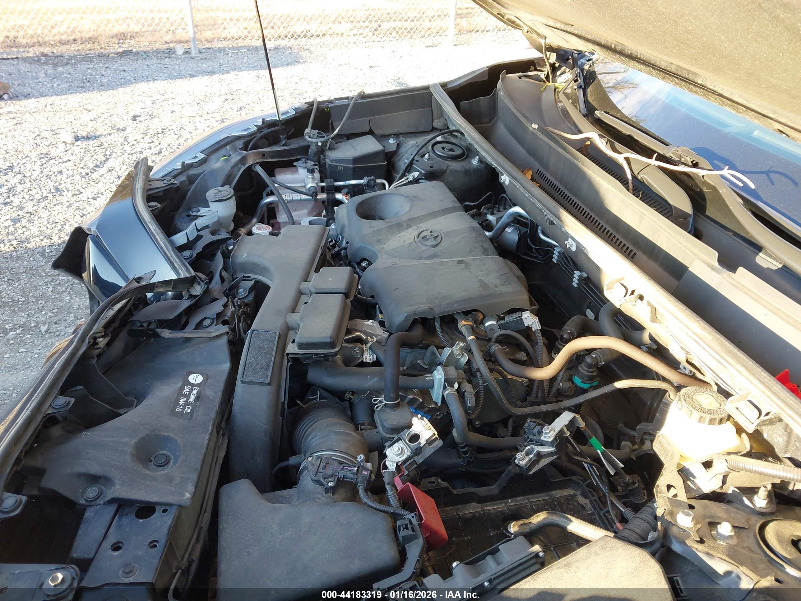 TOYOTA RAV4 image 10