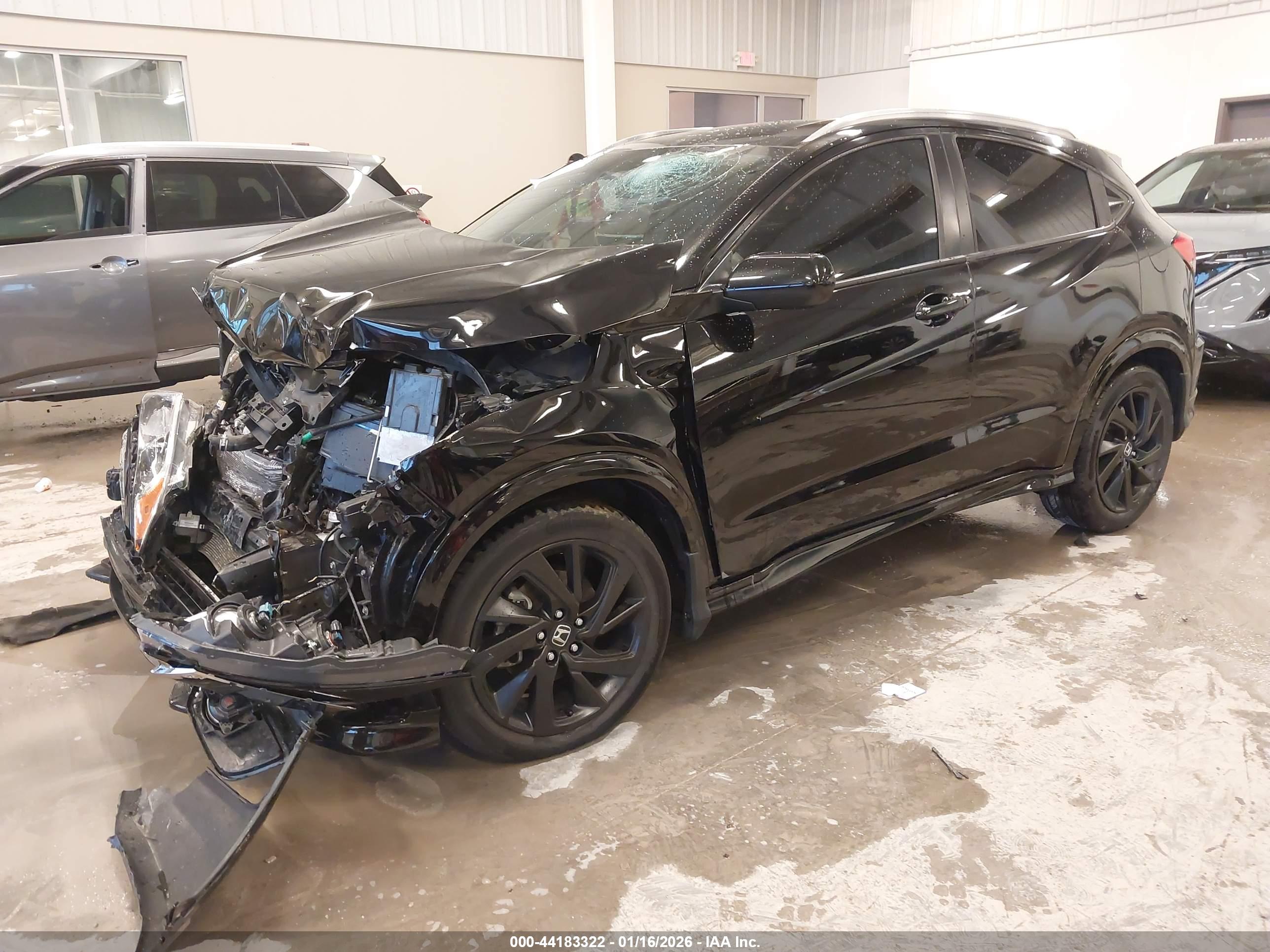 HONDA HR-V image 2