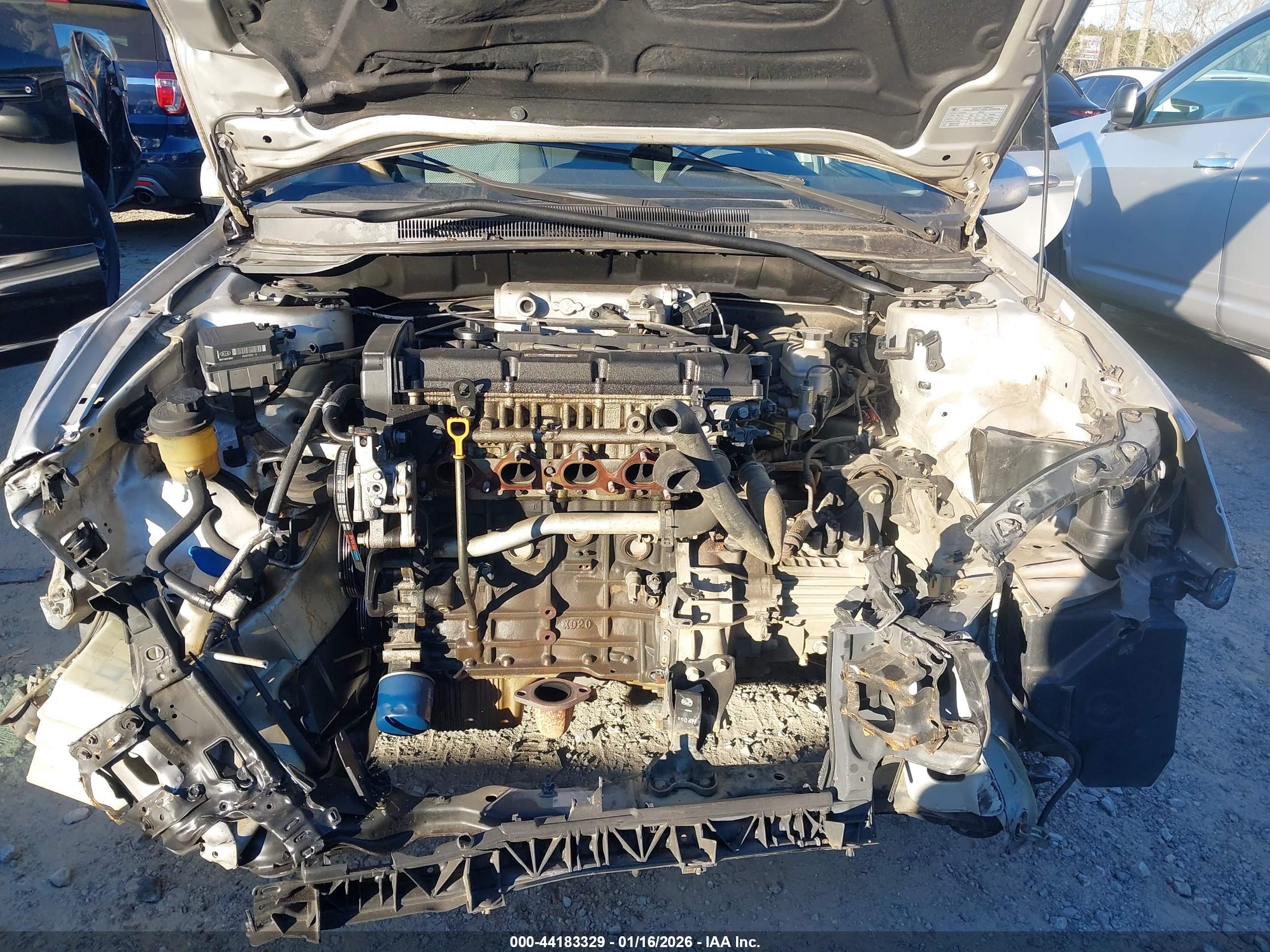 KIA SPECTRA5 image 10
