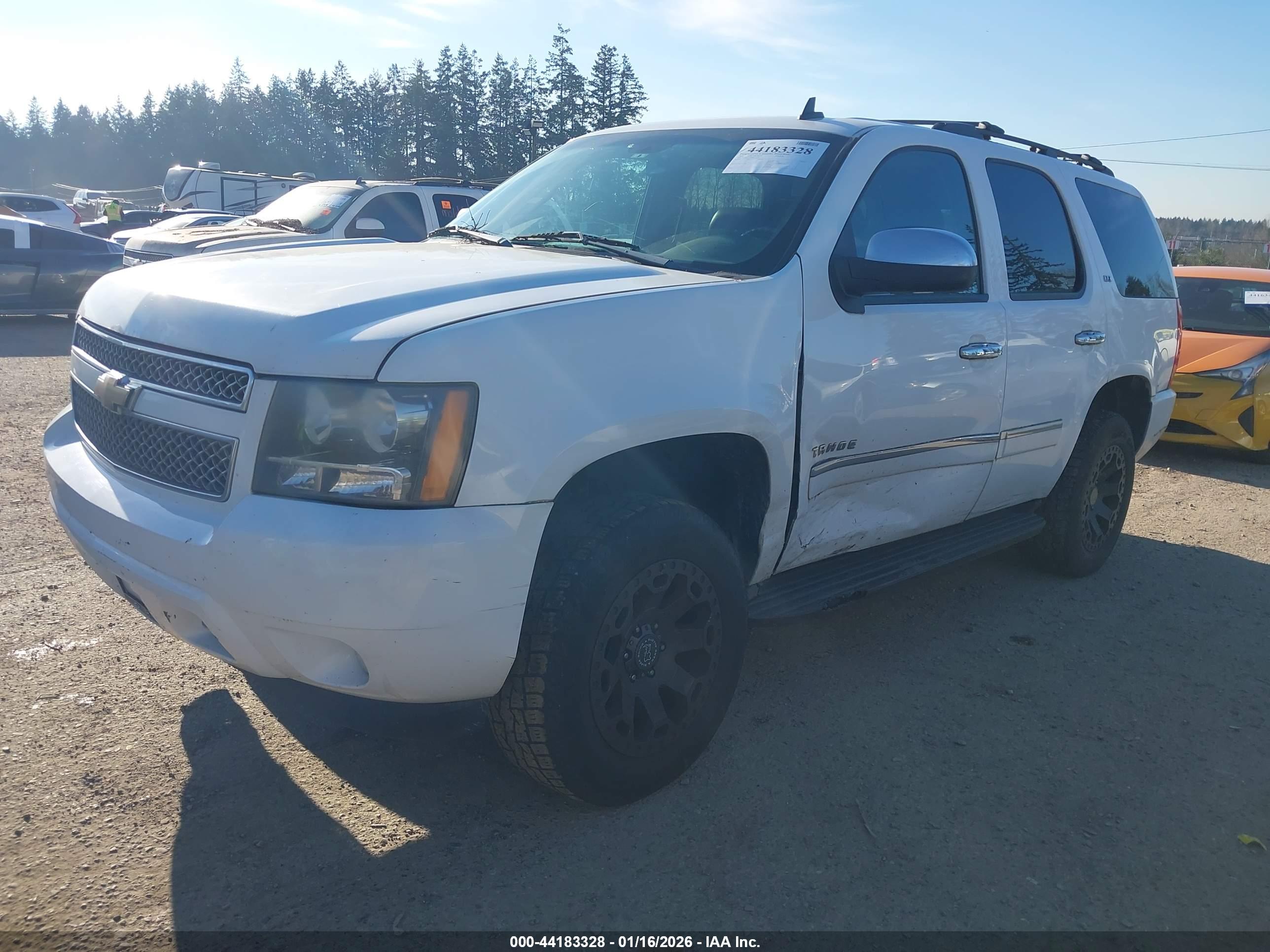 CHEVROLET TAHOE image 2