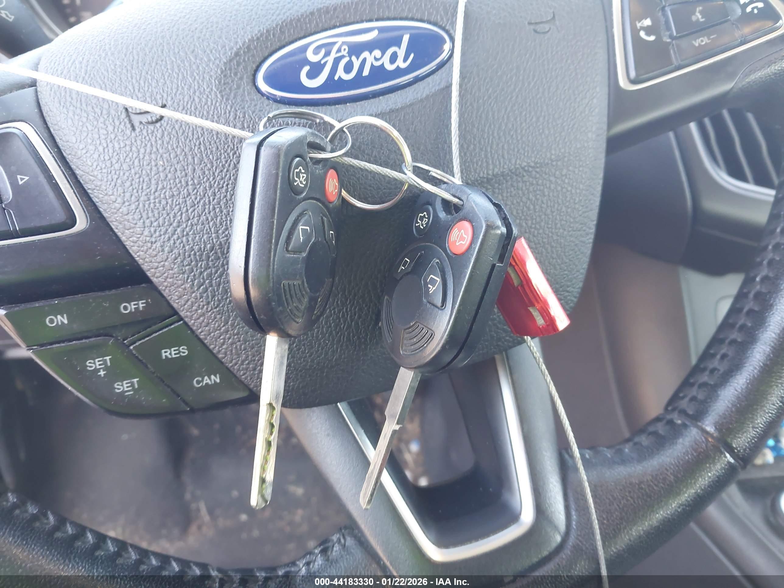 FORD FOCUS image 11