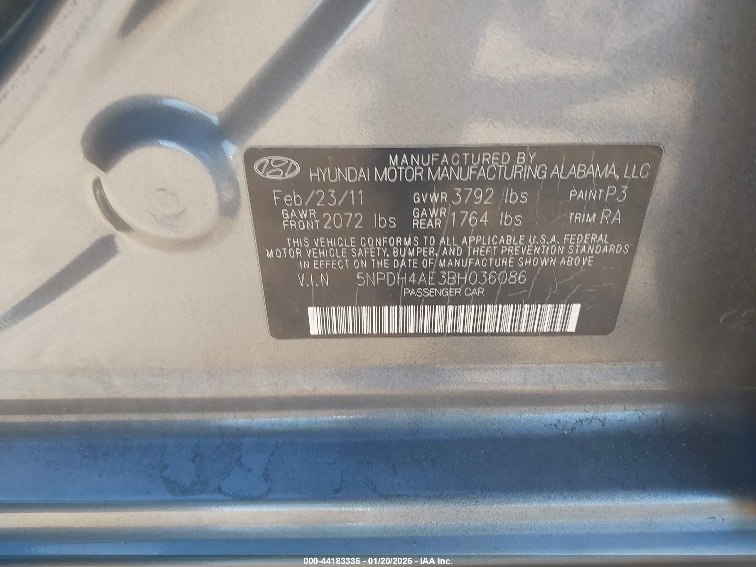 HYUNDAI ELANTRA image 9