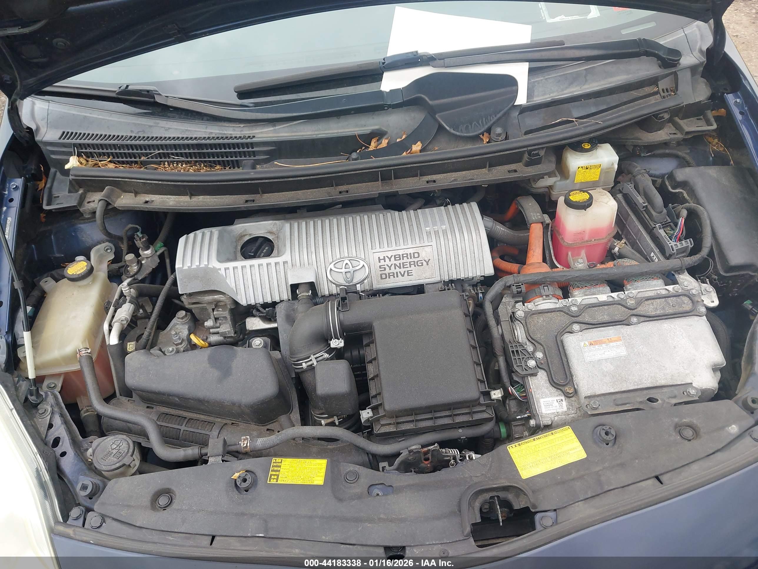 TOYOTA PRIUS image 10