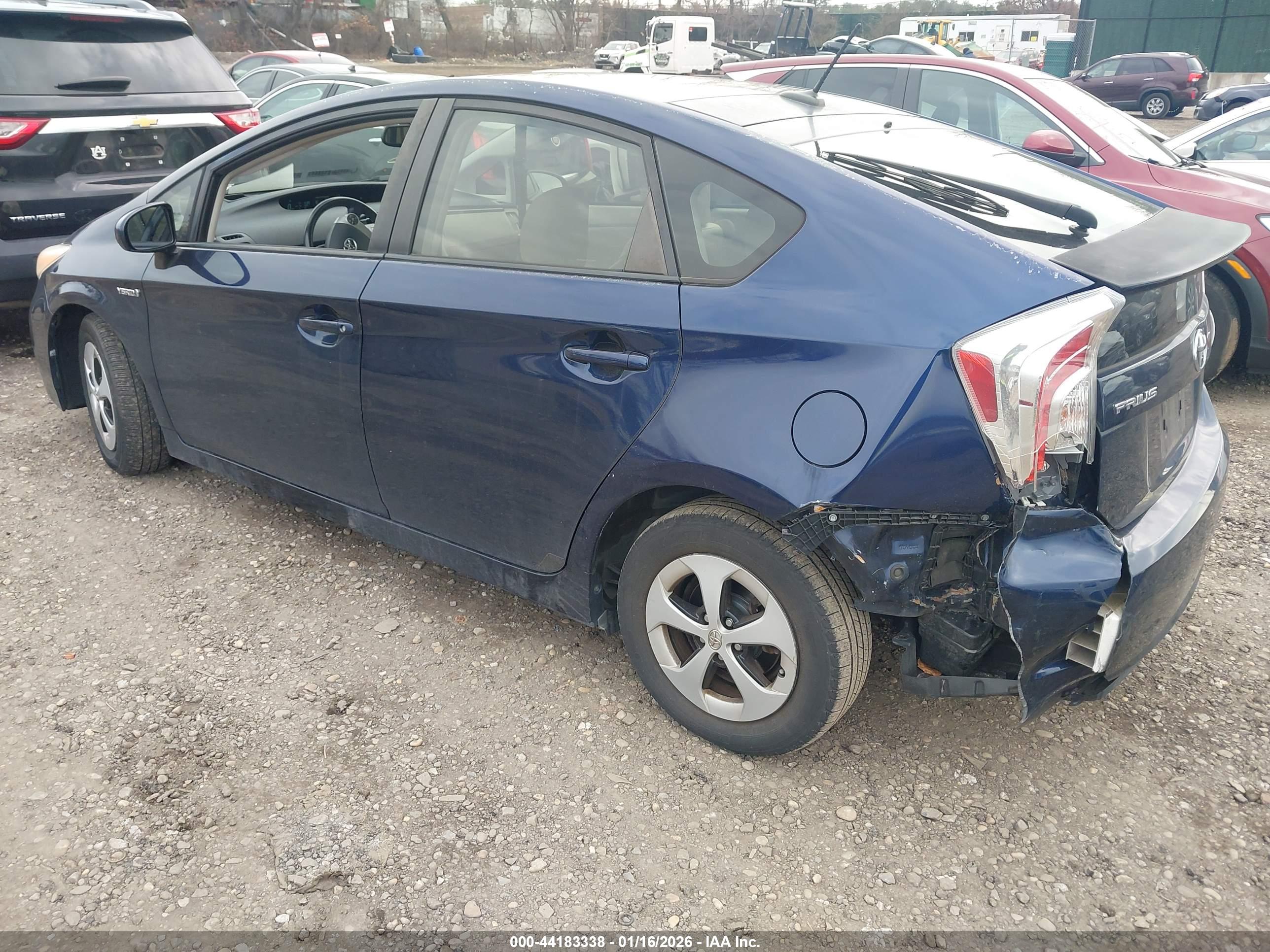 TOYOTA PRIUS image 3