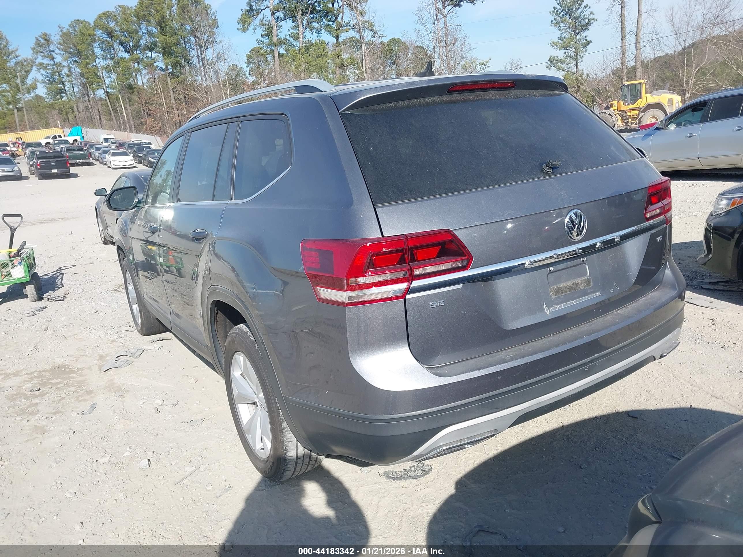VOLKSWAGEN ATLAS image 3