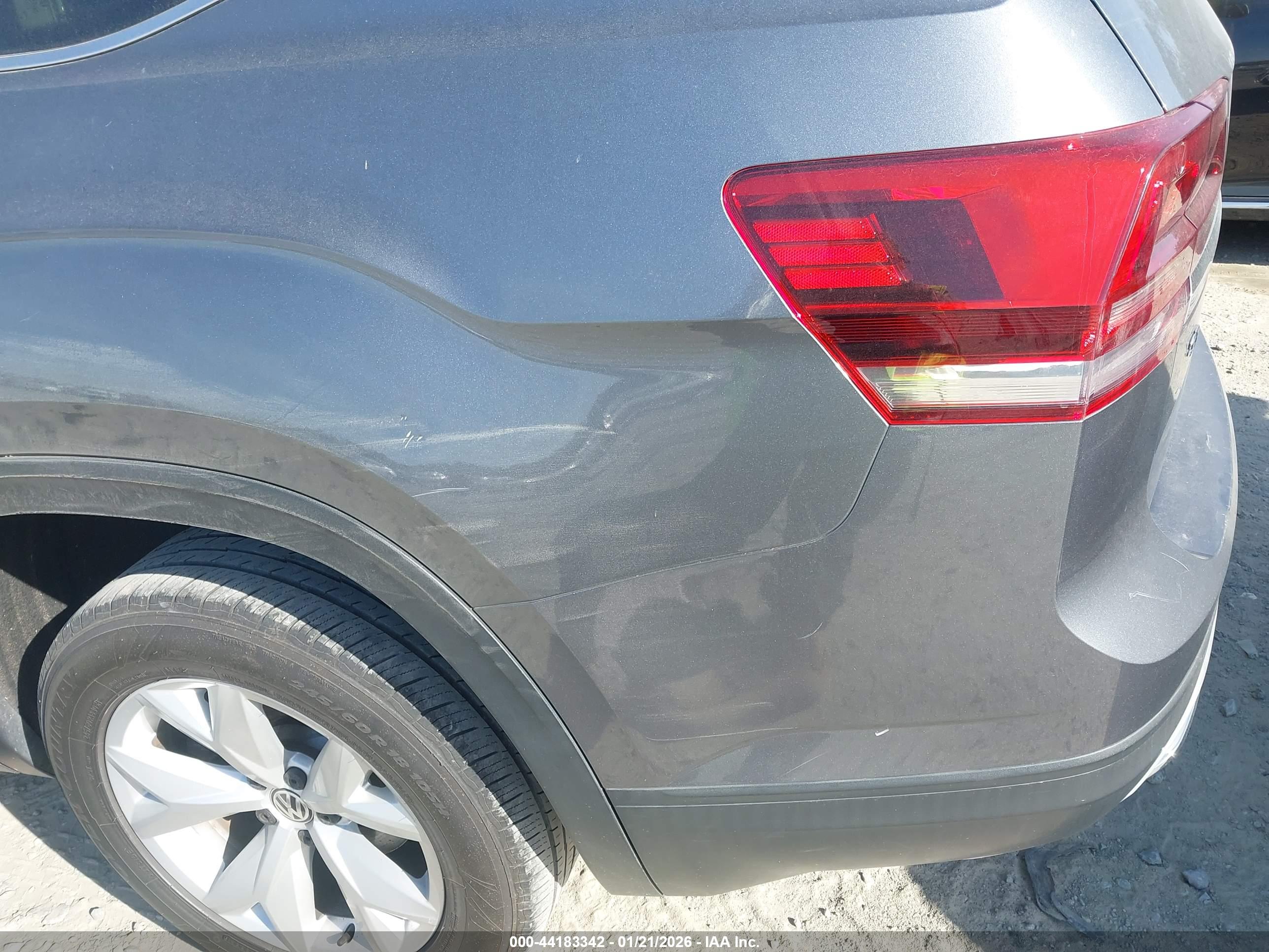 VOLKSWAGEN ATLAS image 6
