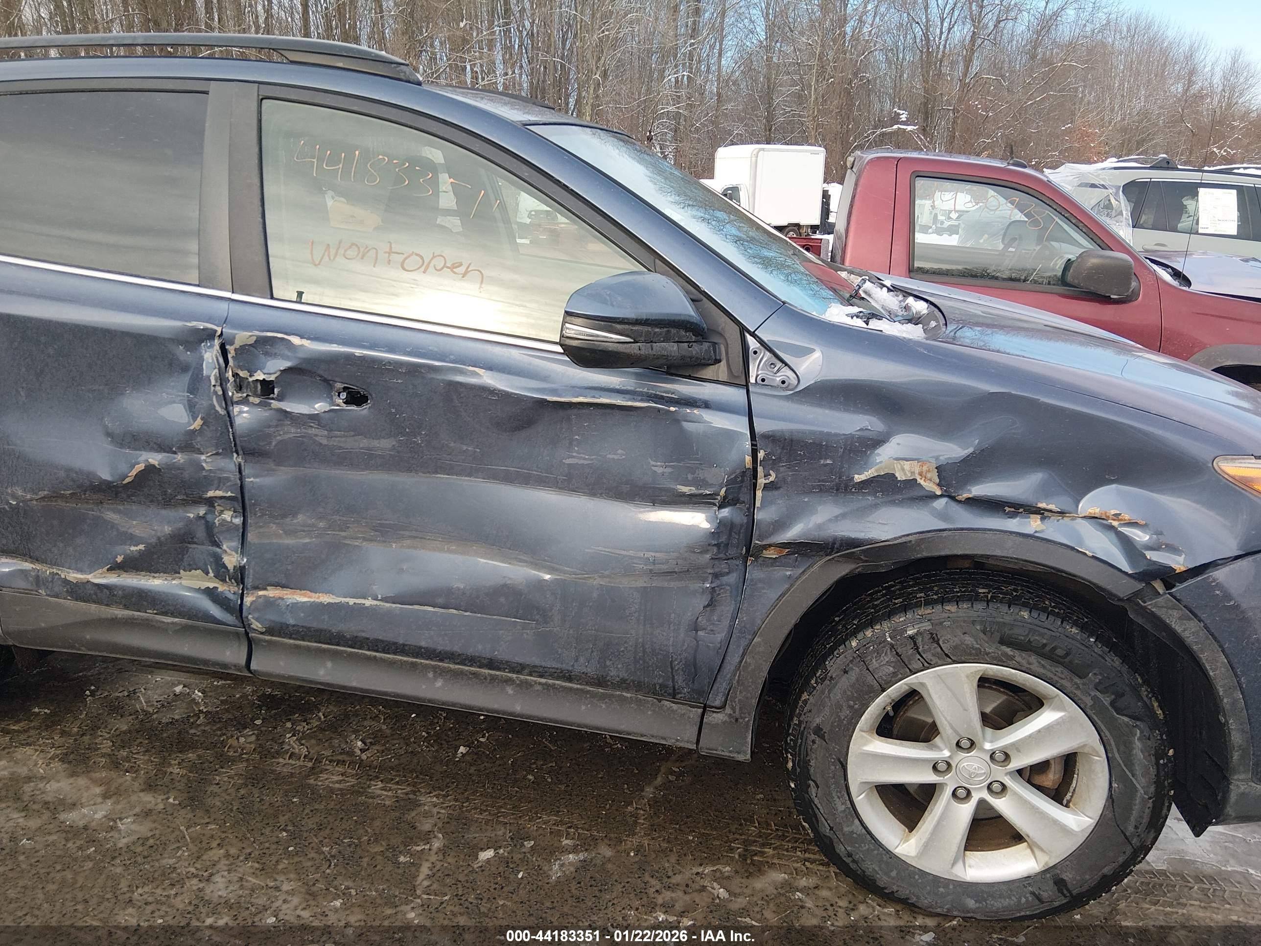 TOYOTA RAV4 image 6
