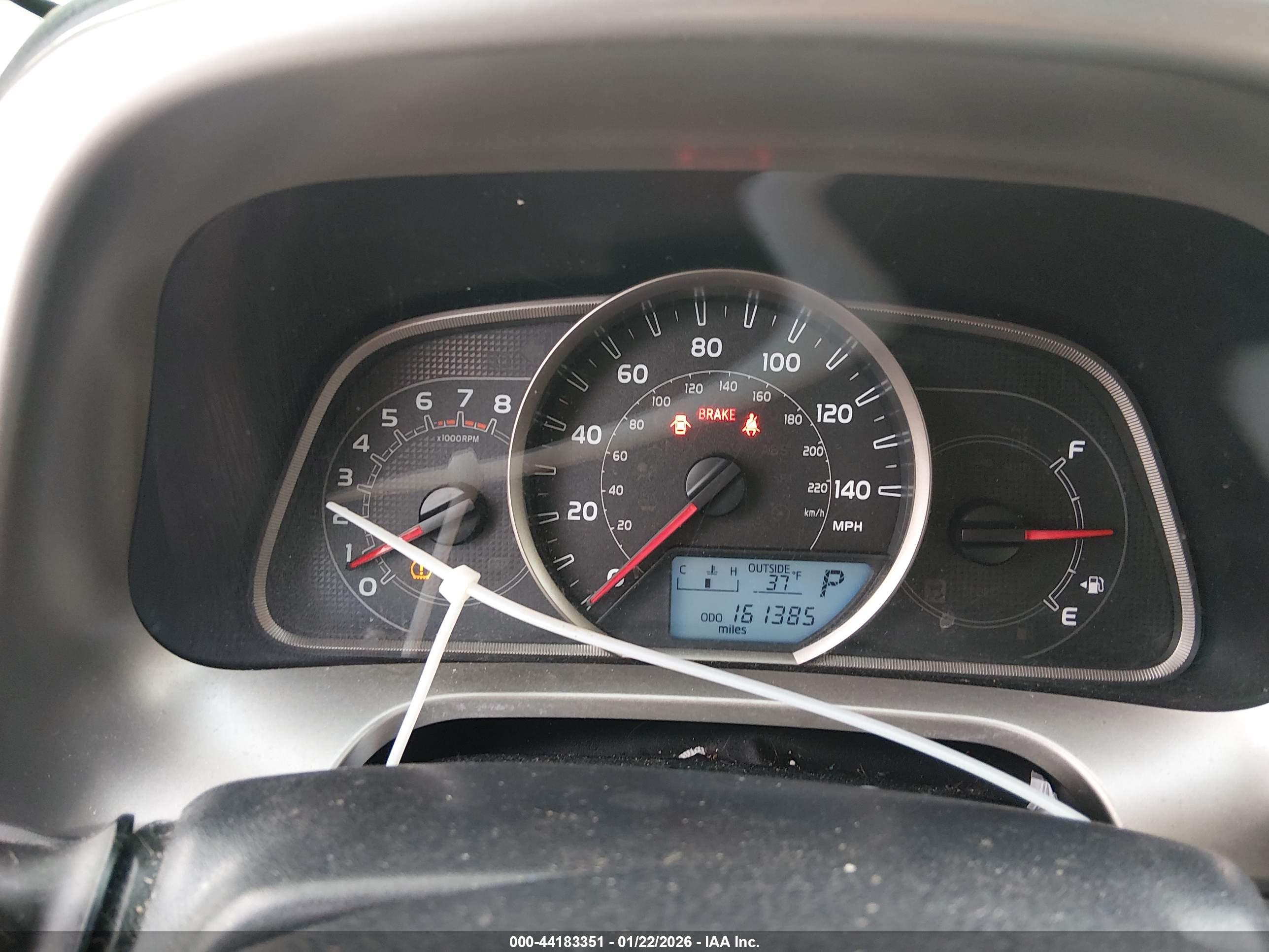 TOYOTA RAV4 image 7