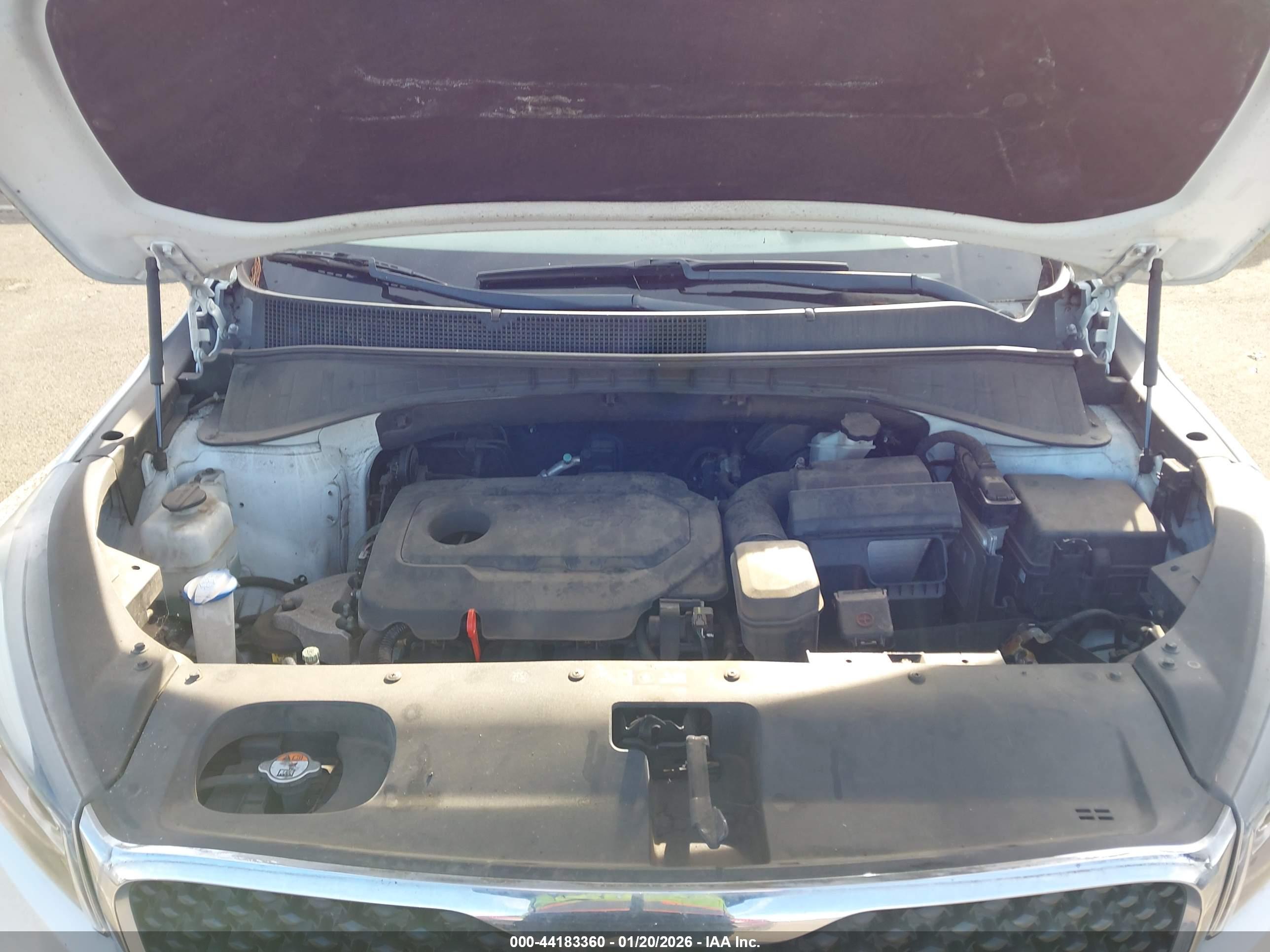 KIA SORENTO image 10
