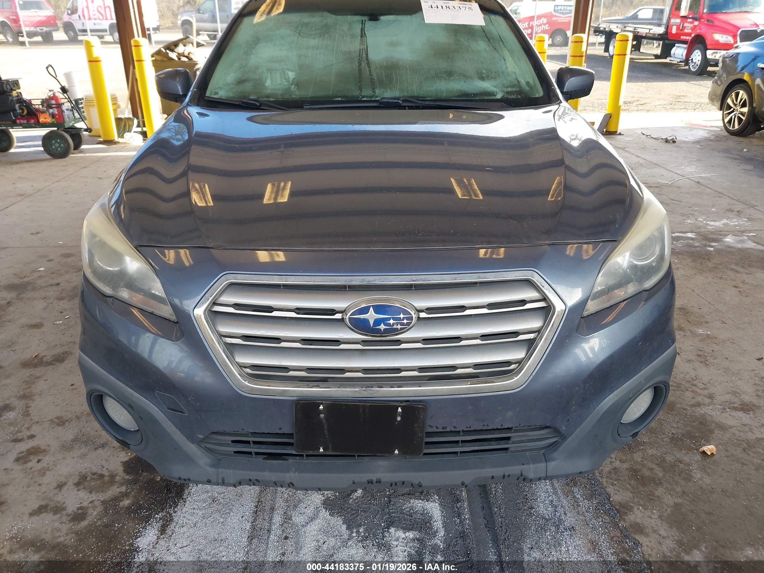 SUBARU OUTBACK image 6